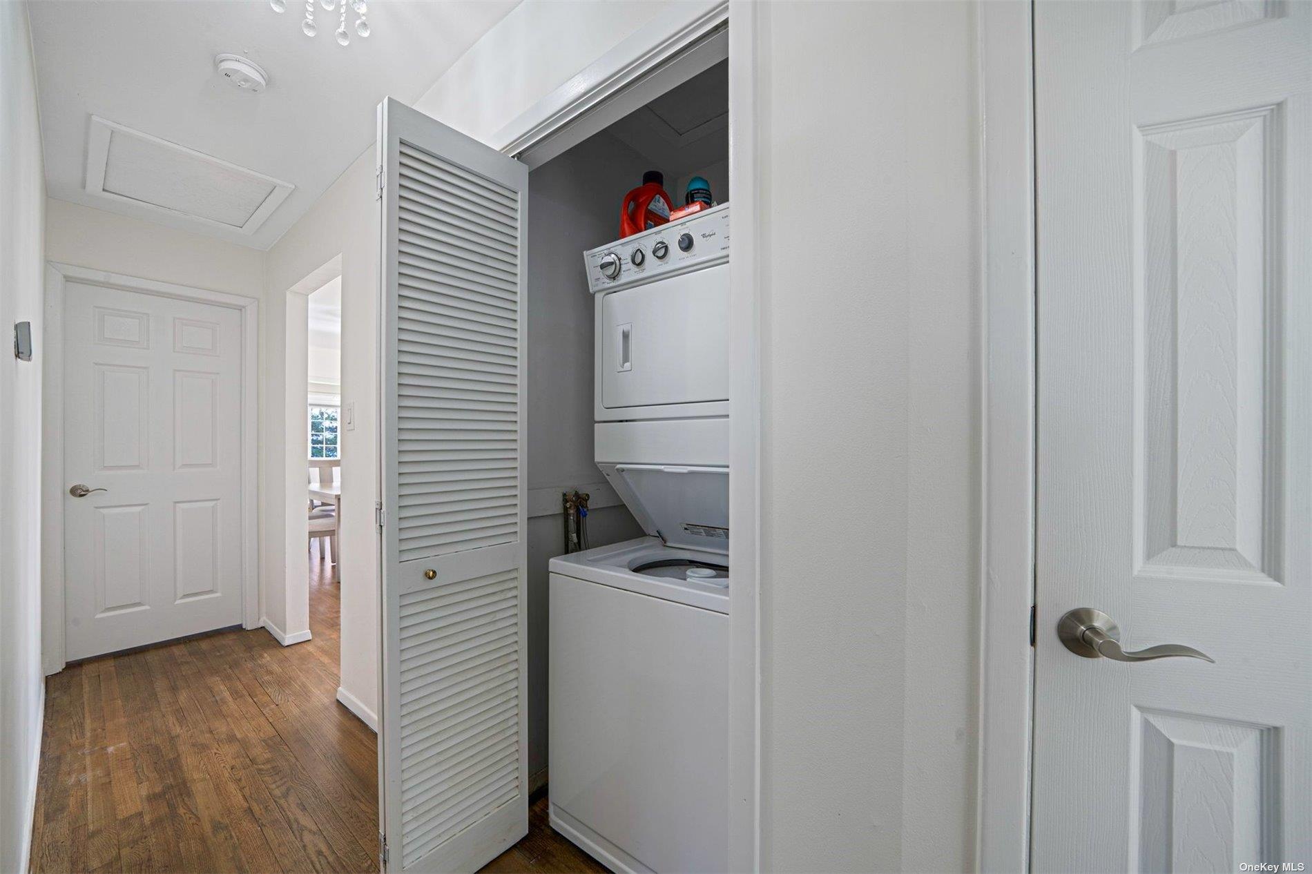 6 Rolling Hill Road, Hampton Bays, NY 11946