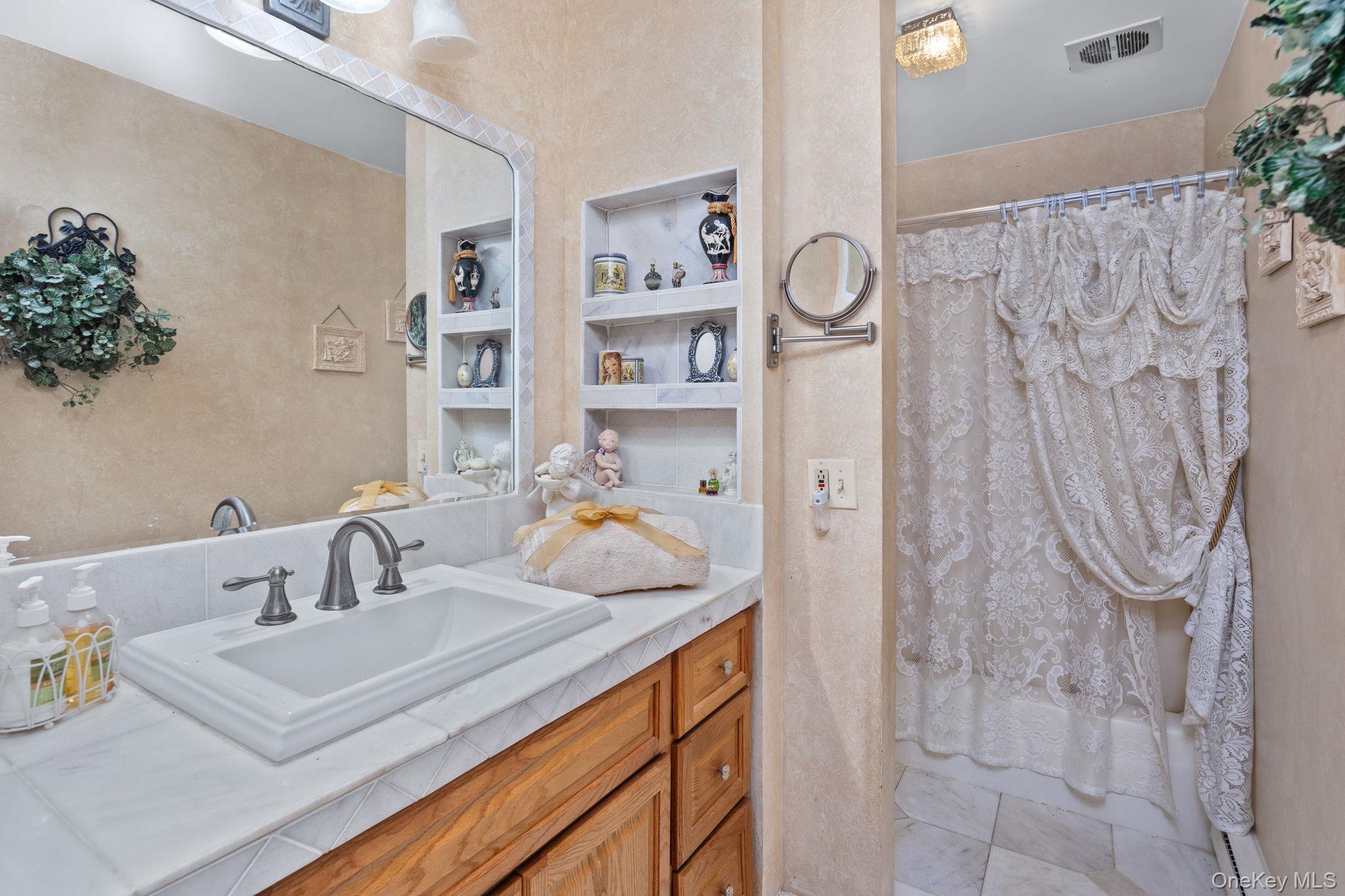 800 Farmers Mills Road, Carmel, NY 10512