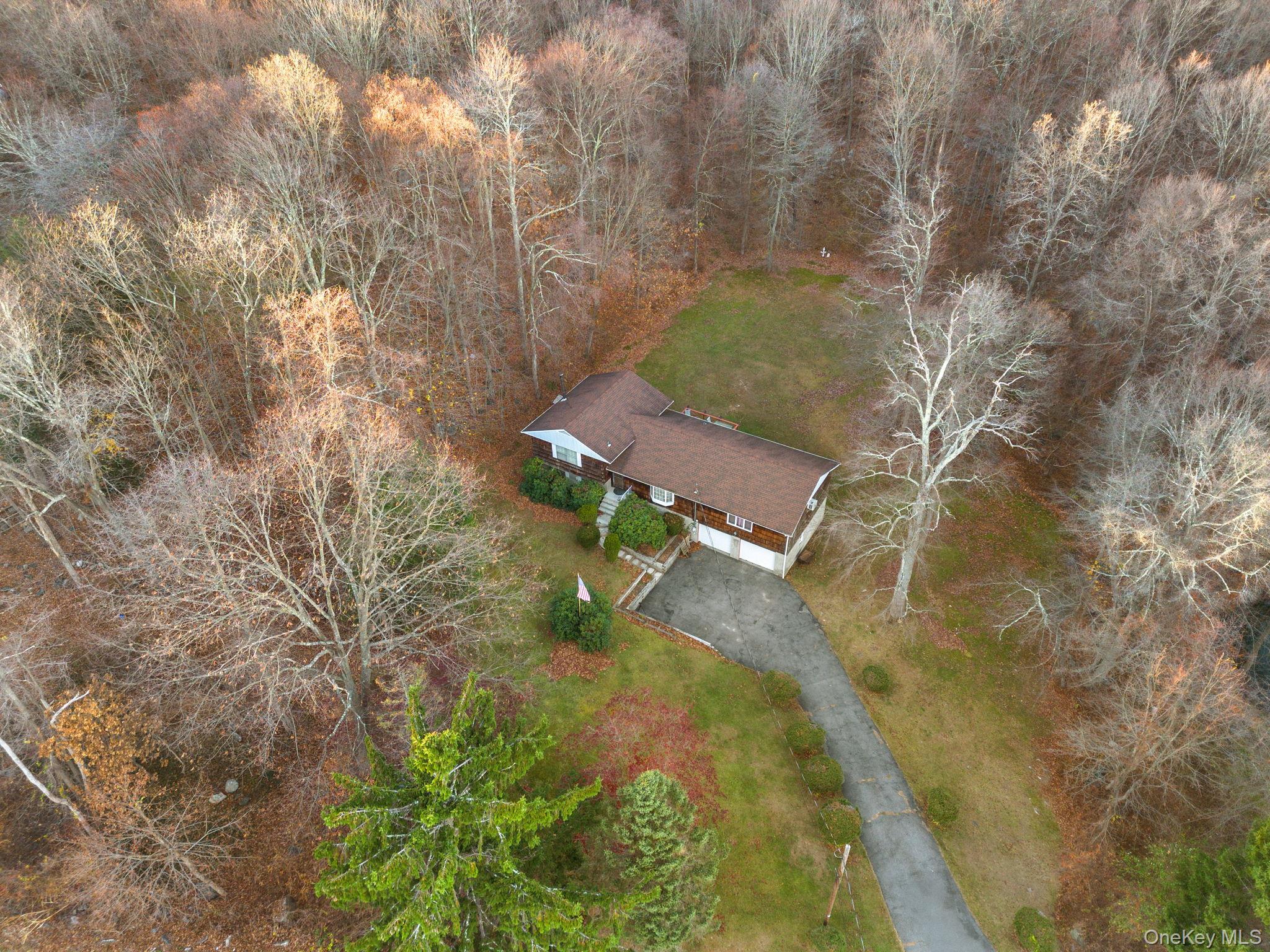 800 Farmers Mills Road, Carmel, NY 10512