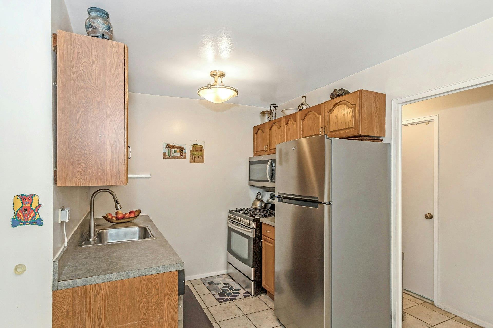 175-20 Wexford Terrace # 4S, Jamaica Estates, NY 11432