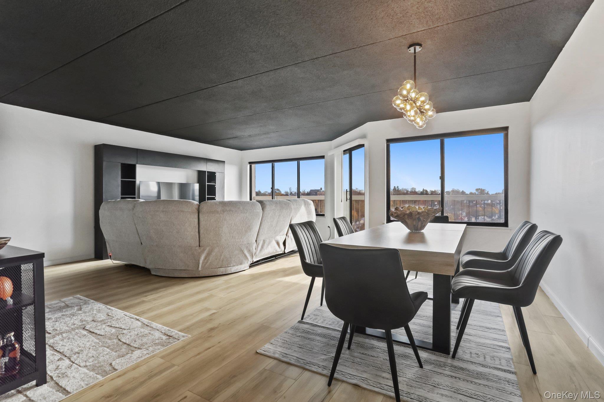 500 High Point Drive # 709, Hartsdale, NY 10530