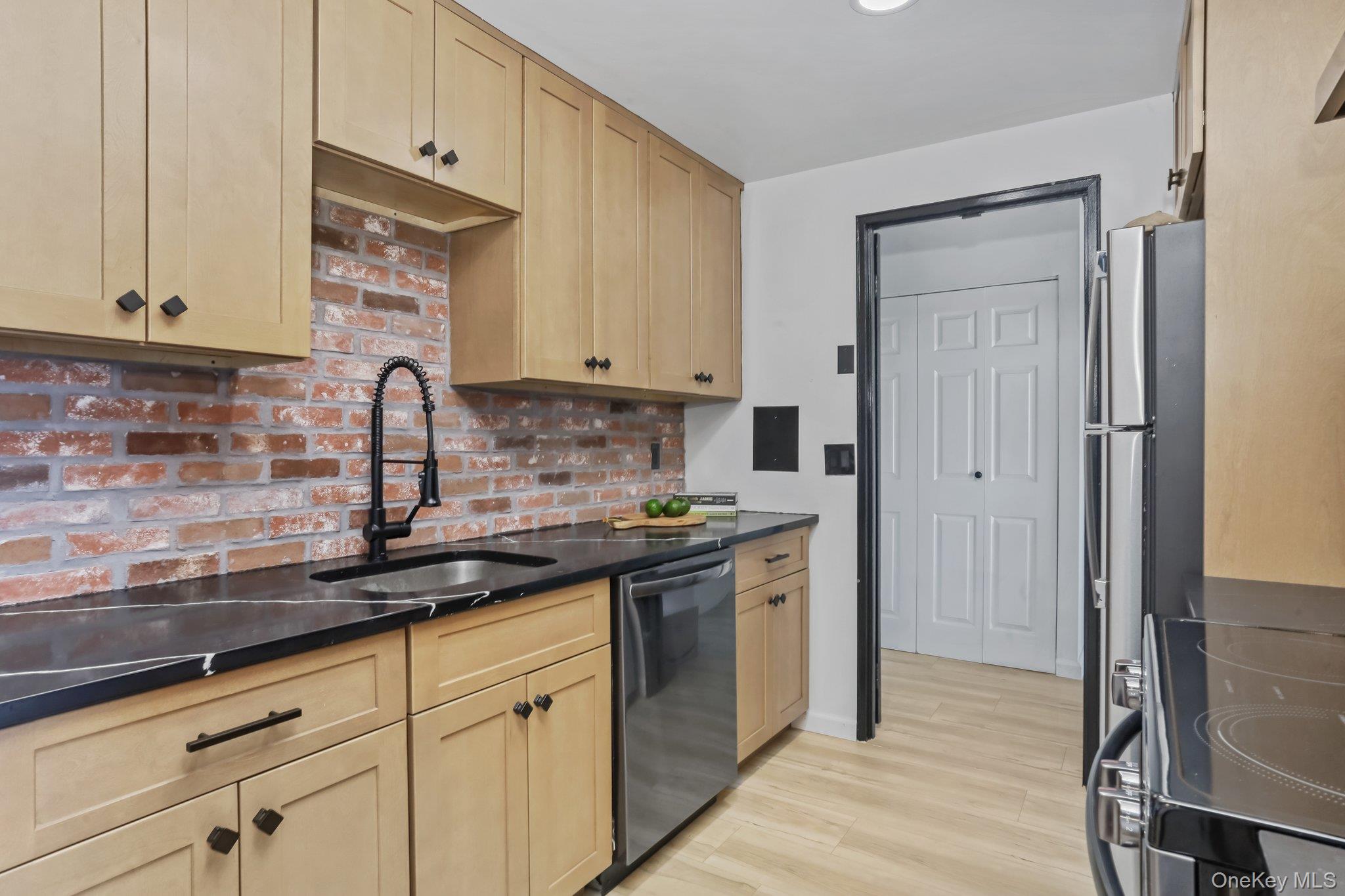 500 High Point Drive # 709, Hartsdale, NY 10530