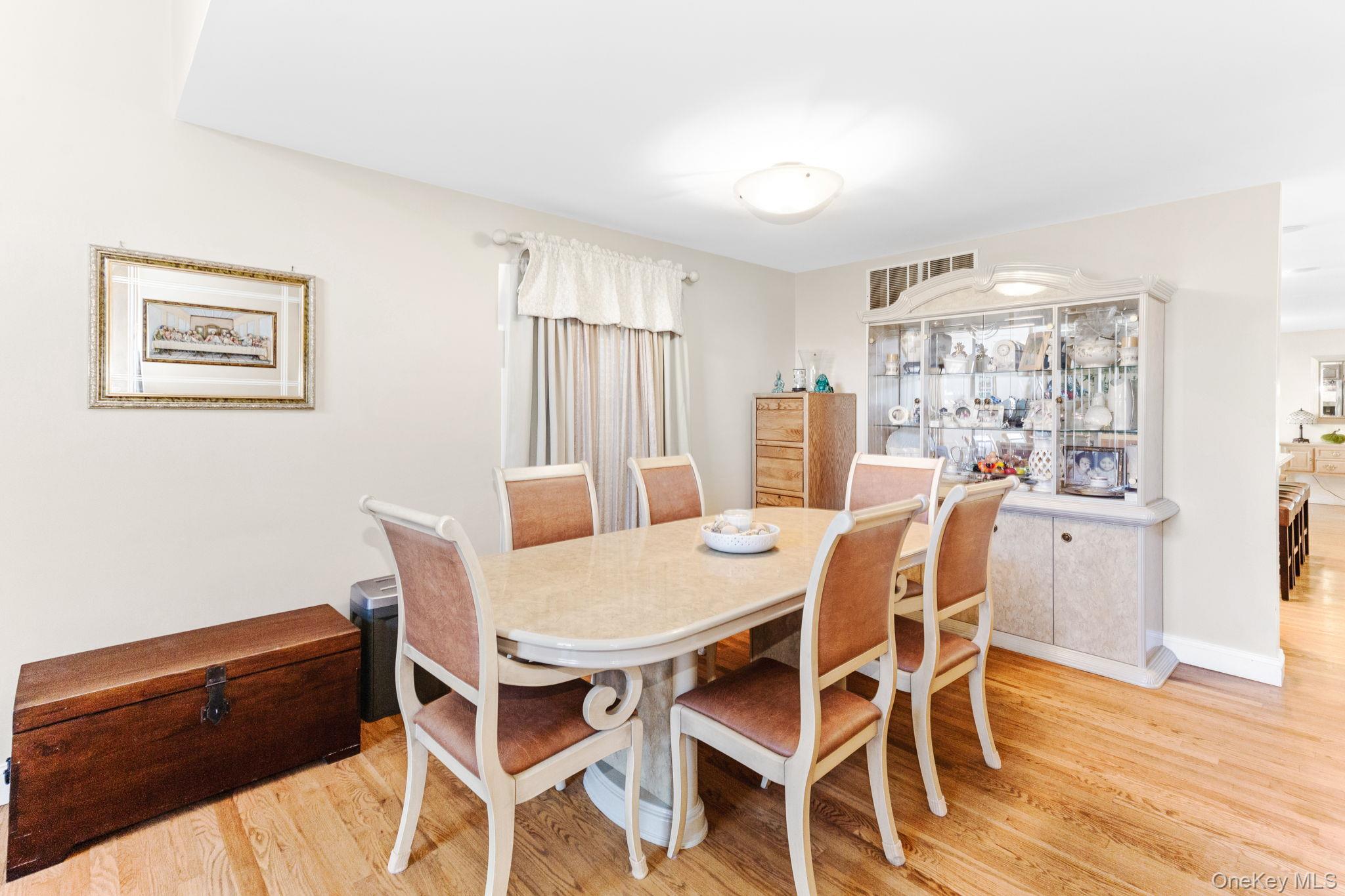 34 Coventry Circle, Mahopac, NY 10541