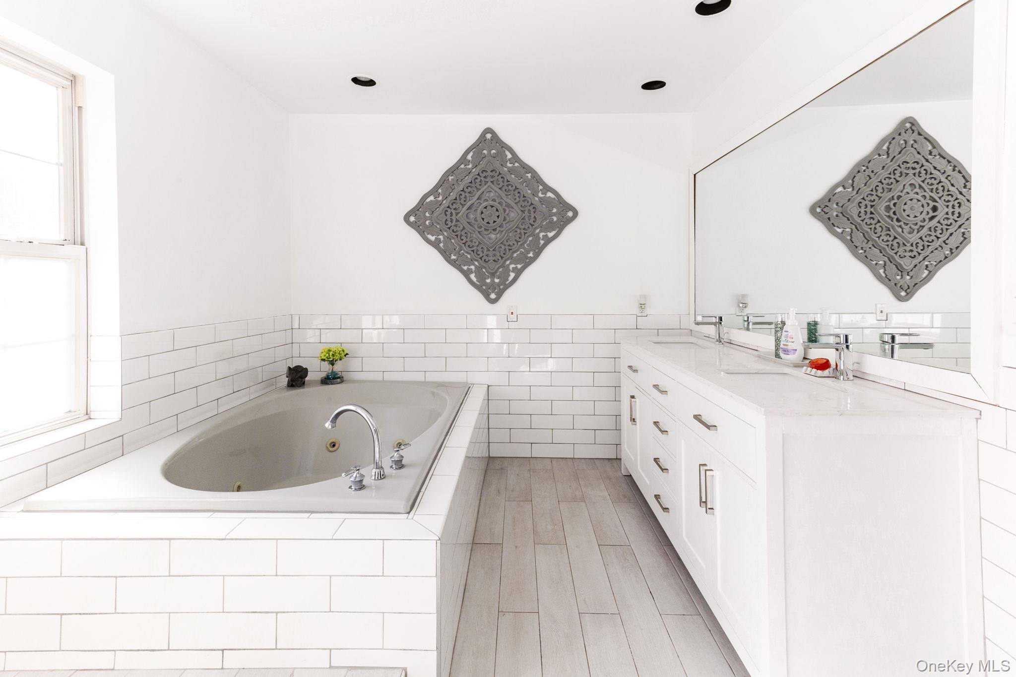 34 Coventry Circle, Mahopac, NY 10541