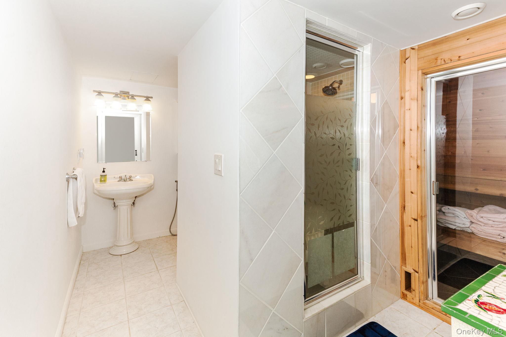 34 Coventry Circle, Mahopac, NY 10541