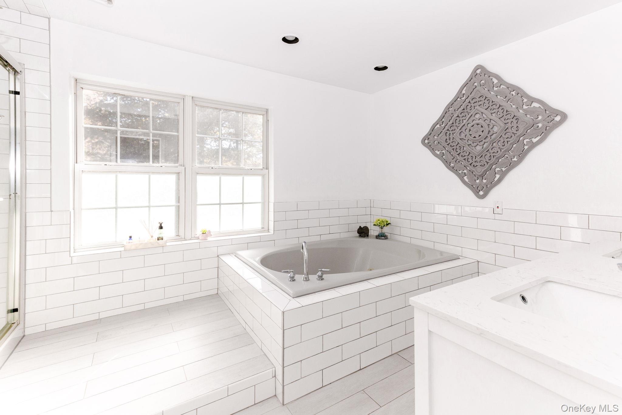 34 Coventry Circle, Mahopac, NY 10541