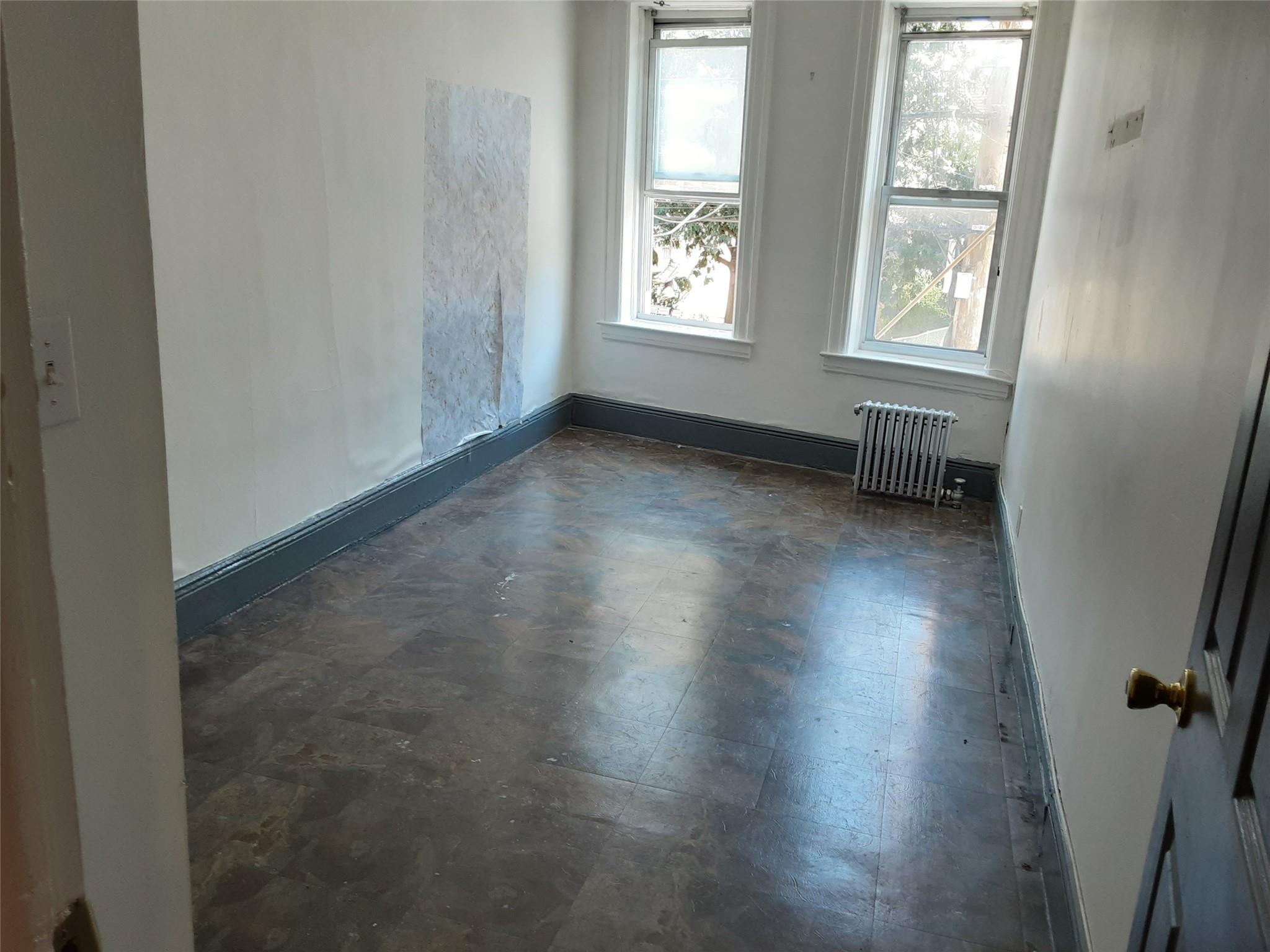 40-22 Murray Street, Flushing, NY 11354