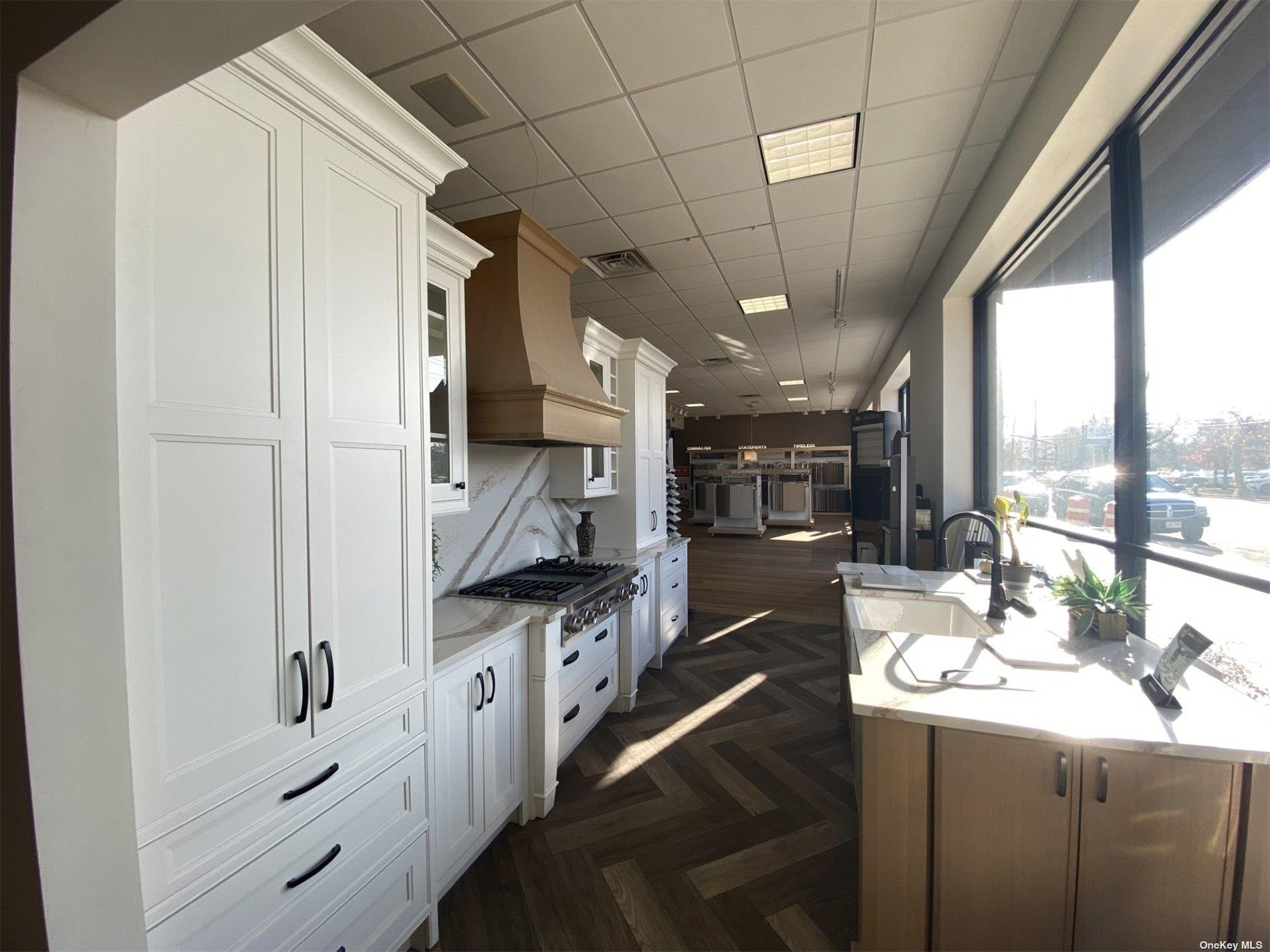 465 Franklin Avenue, Franklin Square, NY 11010