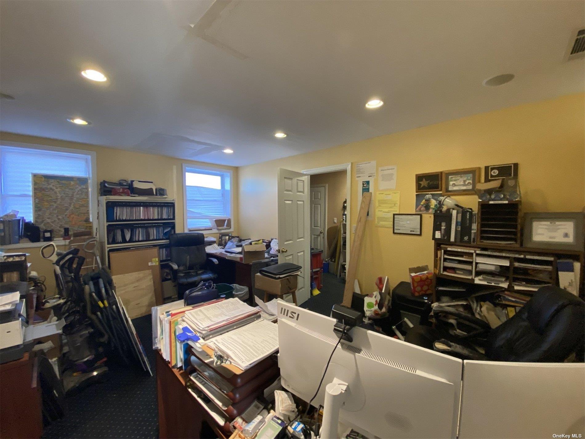 465 Franklin Avenue, Franklin Square, NY 11010