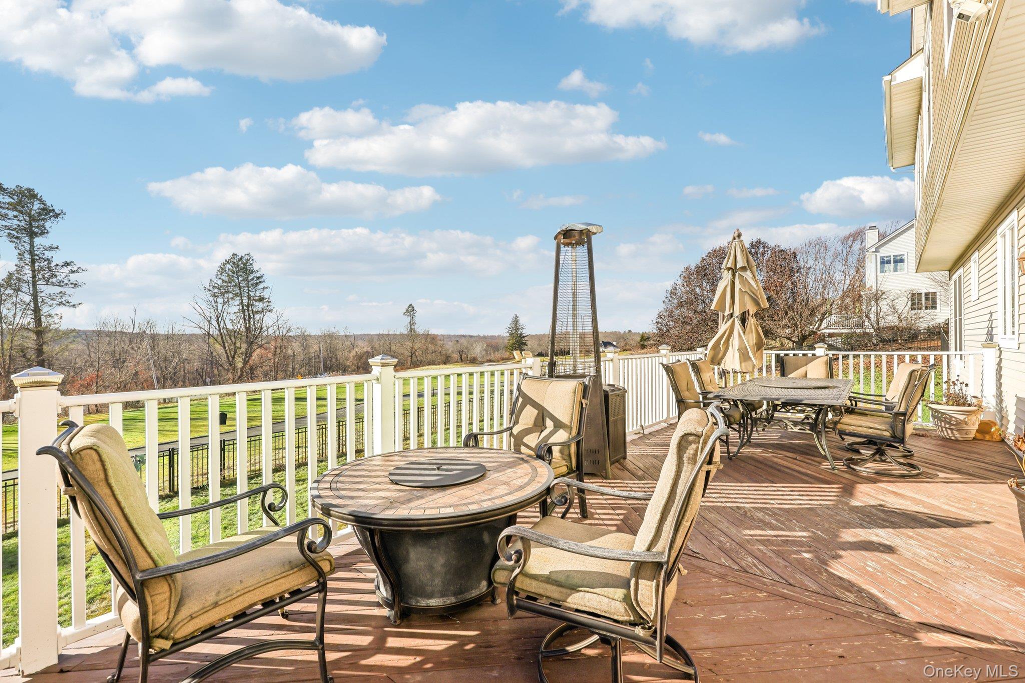 13 Mansion Ridge Boulevard, Monroe, NY 10950