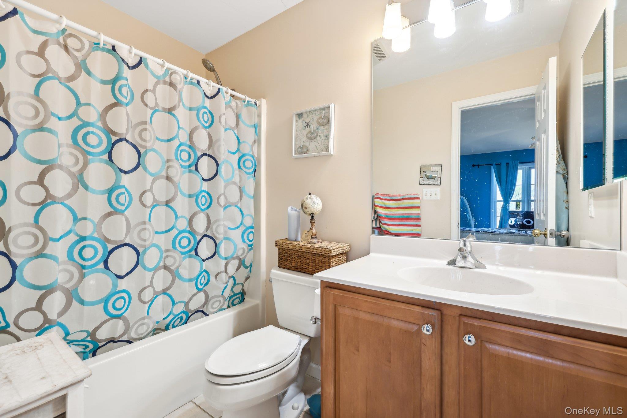 13 Mansion Ridge Boulevard, Monroe, NY 10950