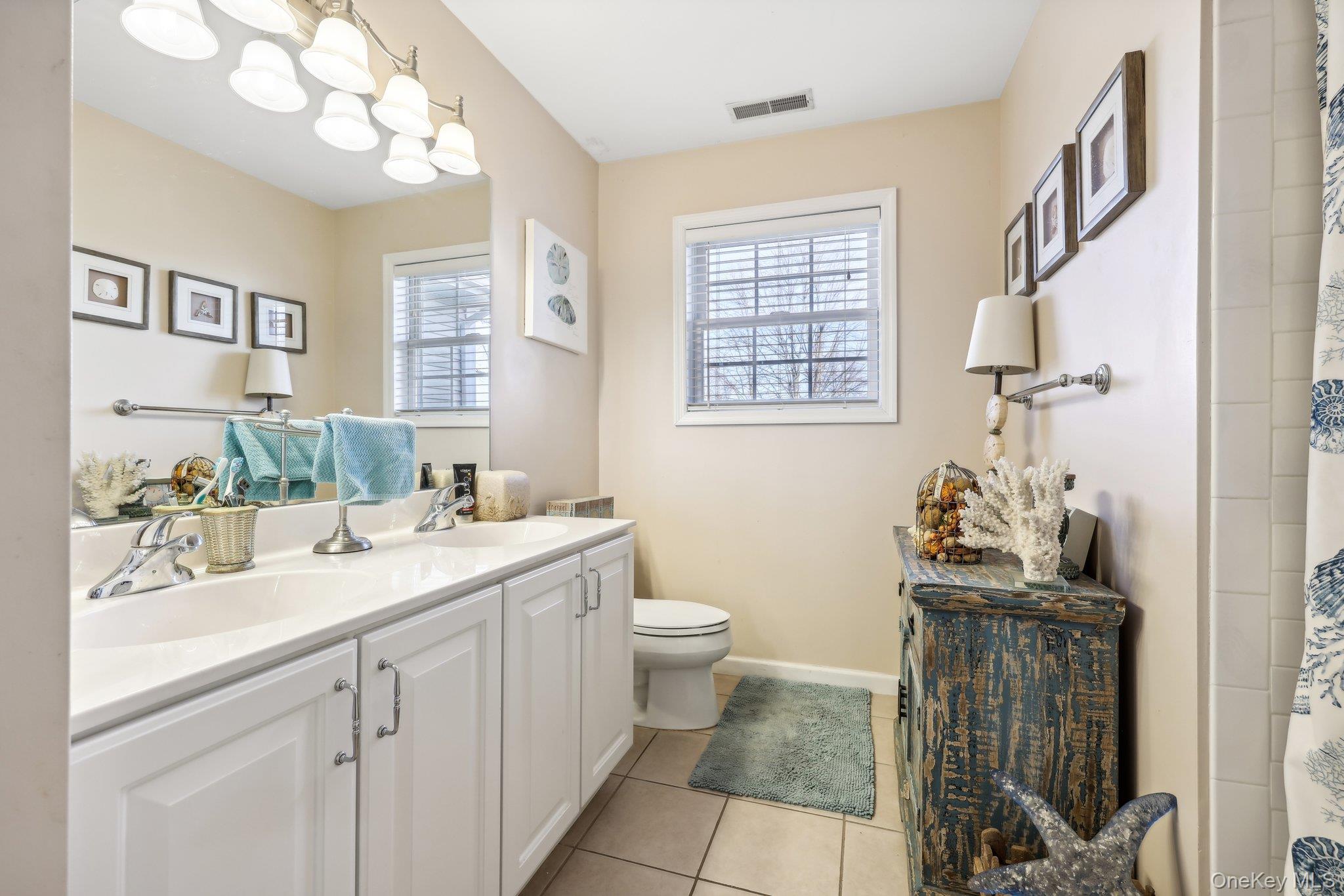 13 Mansion Ridge Boulevard, Monroe, NY 10950