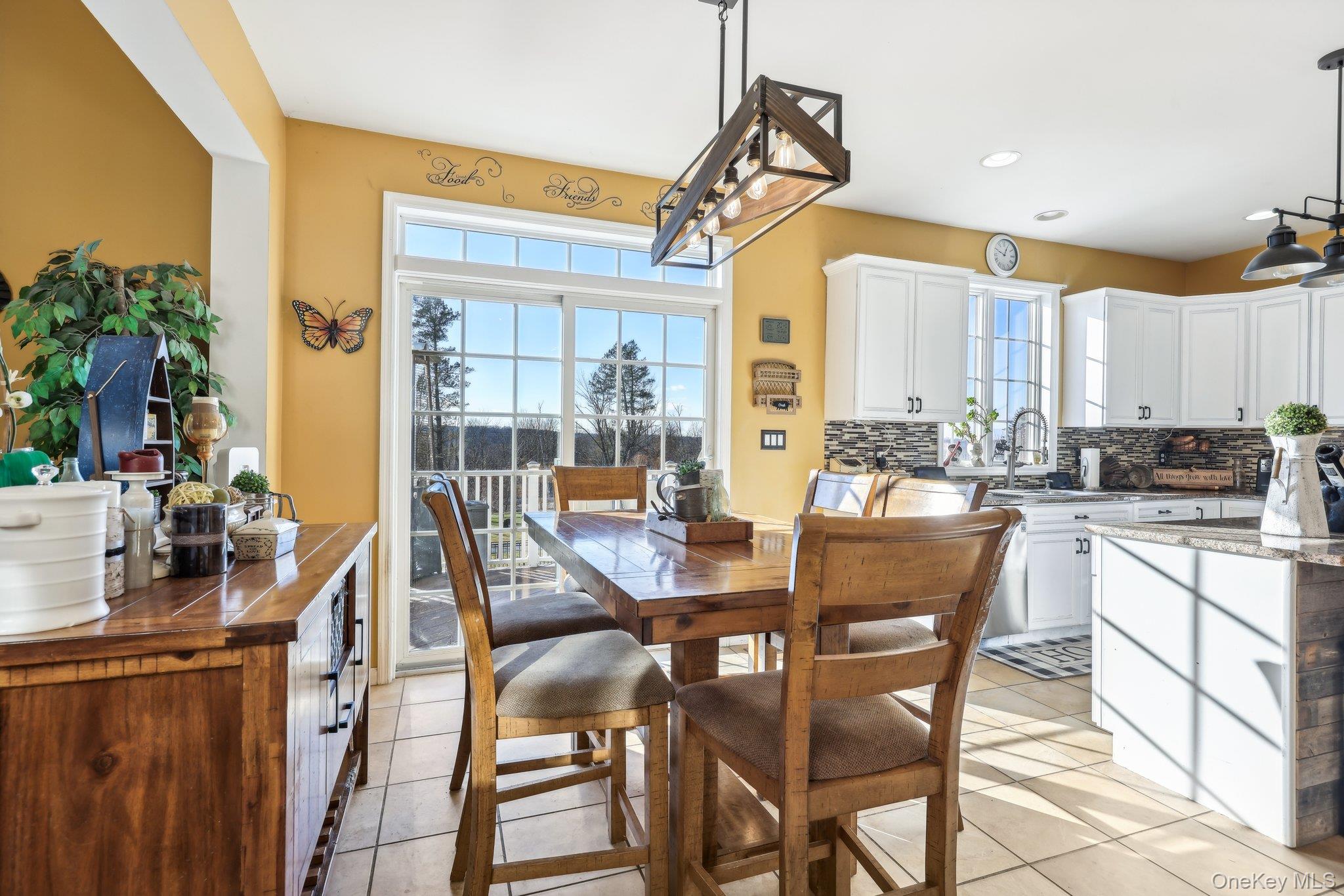 13 Mansion Ridge Boulevard, Monroe, NY 10950