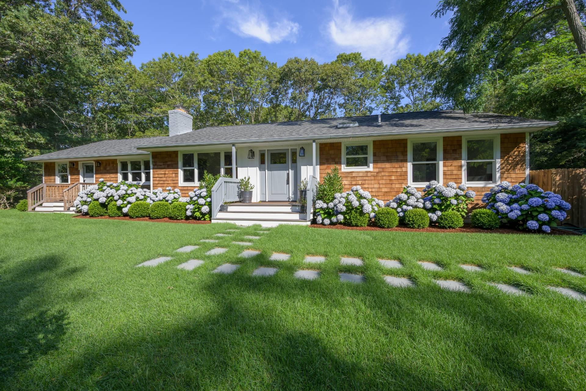 7 Carlisle Lane, Sag Harbor, NY 11963