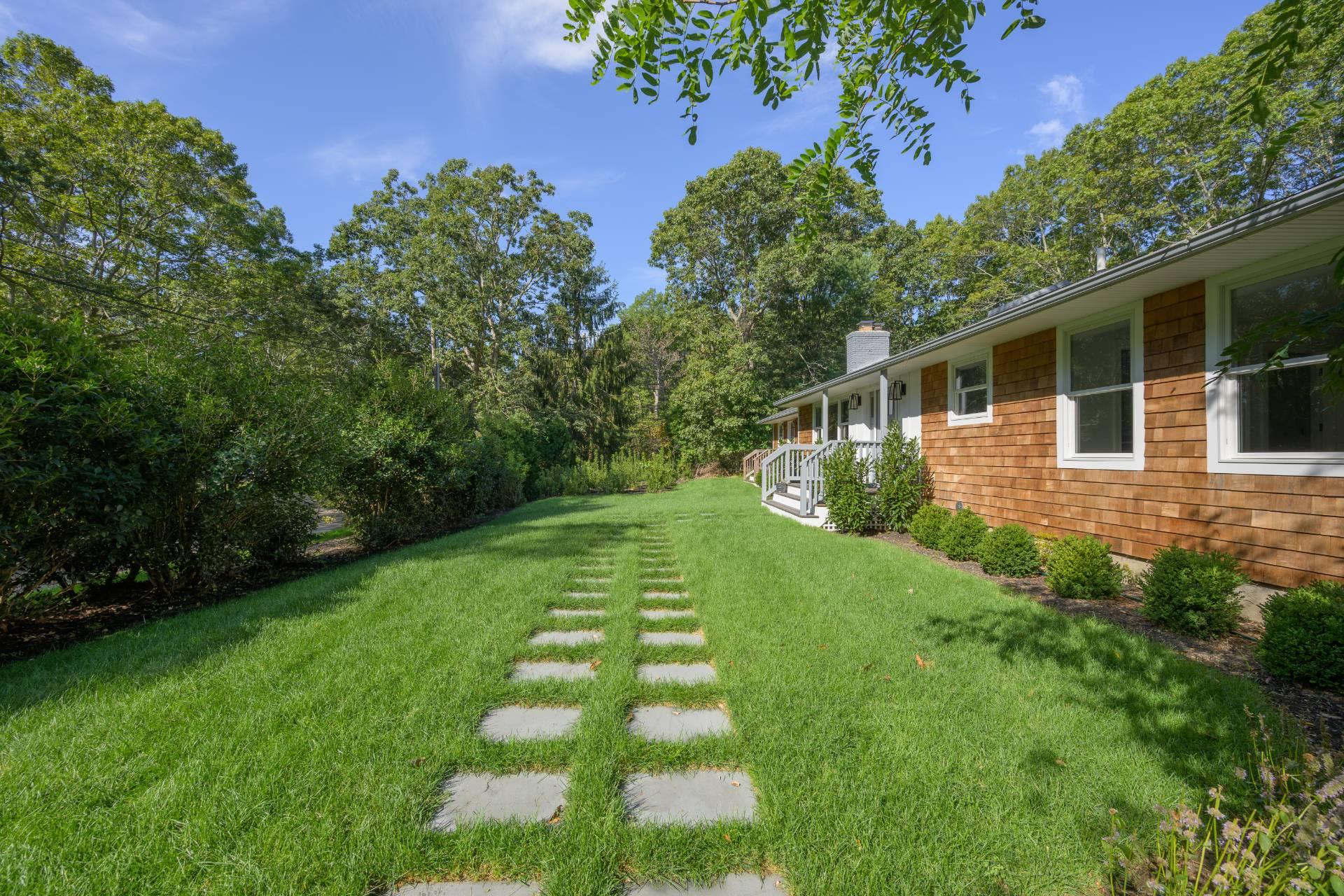 7 Carlisle Lane, Sag Harbor, NY 11963