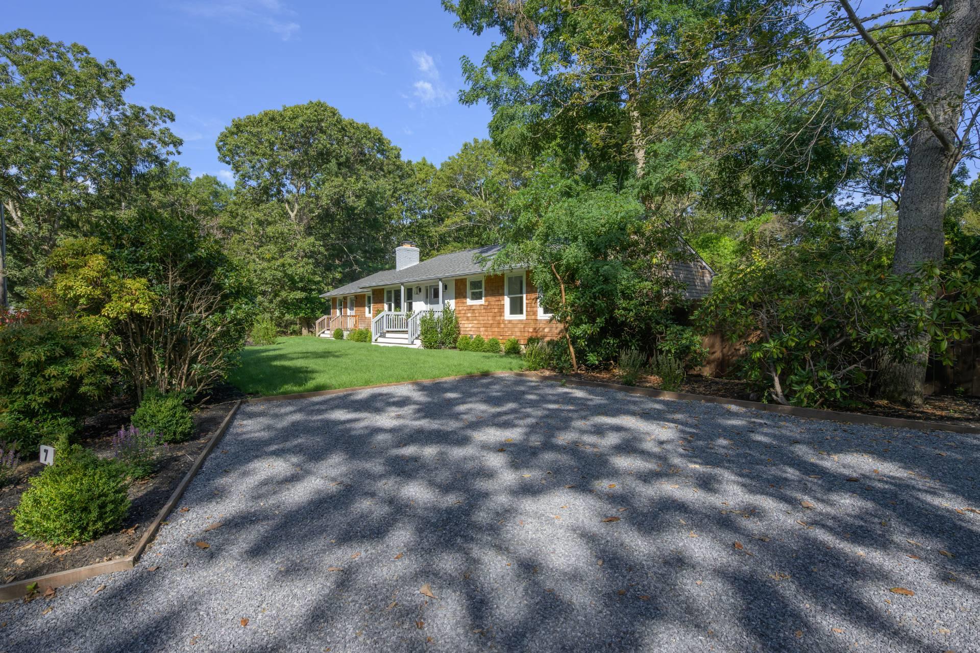 7 Carlisle Lane, Sag Harbor, NY 11963