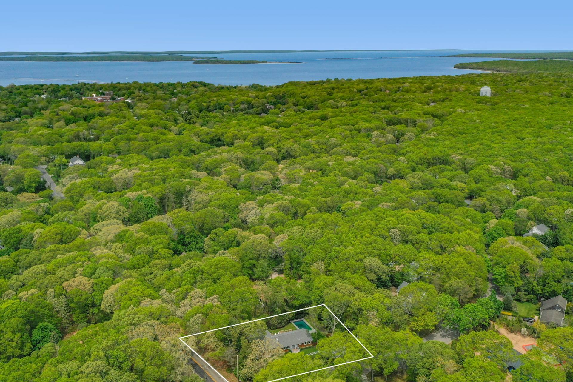 7 Carlisle Lane, Sag Harbor, NY 11963