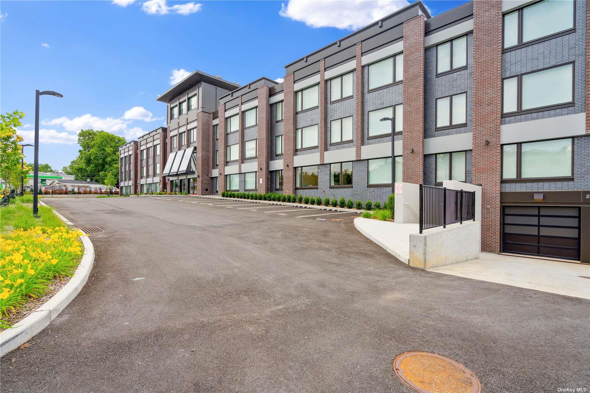 218 Middle Neck Road # 110, Great Neck, NY 11021