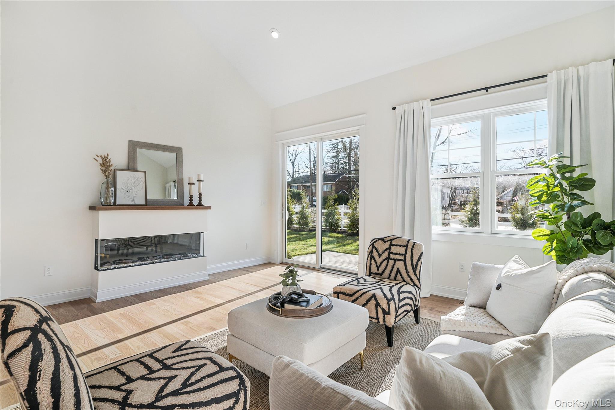 2040 Crompond Road # 6, Yorktown Heights, NY 10598