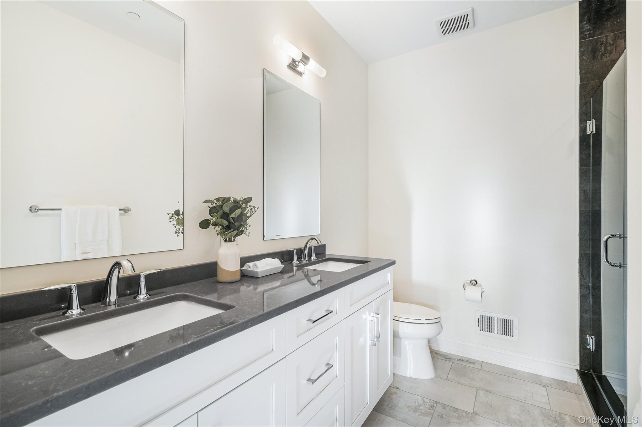 2040 Crompond Road # 6, Yorktown Heights, NY 10598