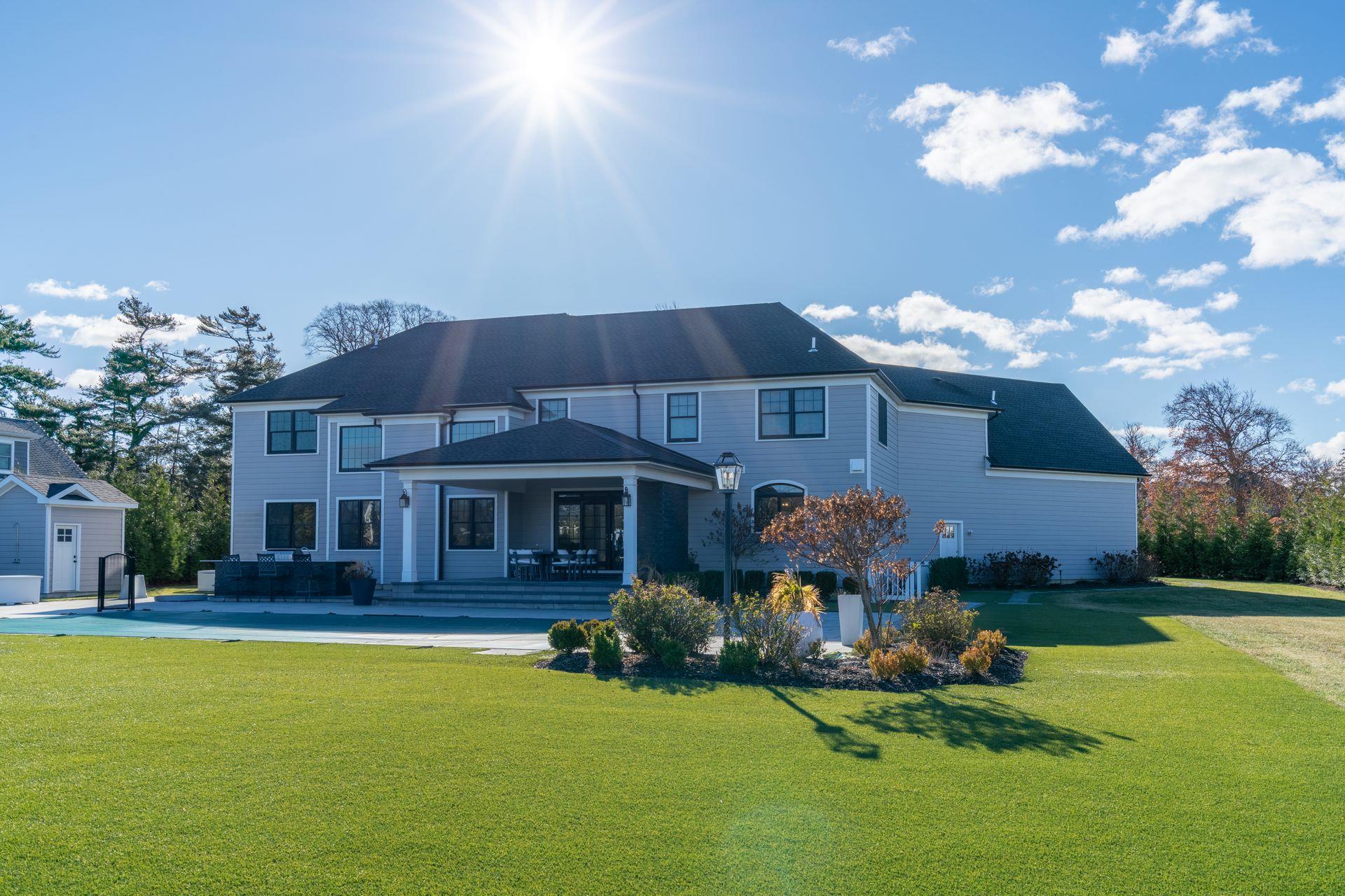 15 Fox Run, East Islip, NY 11730