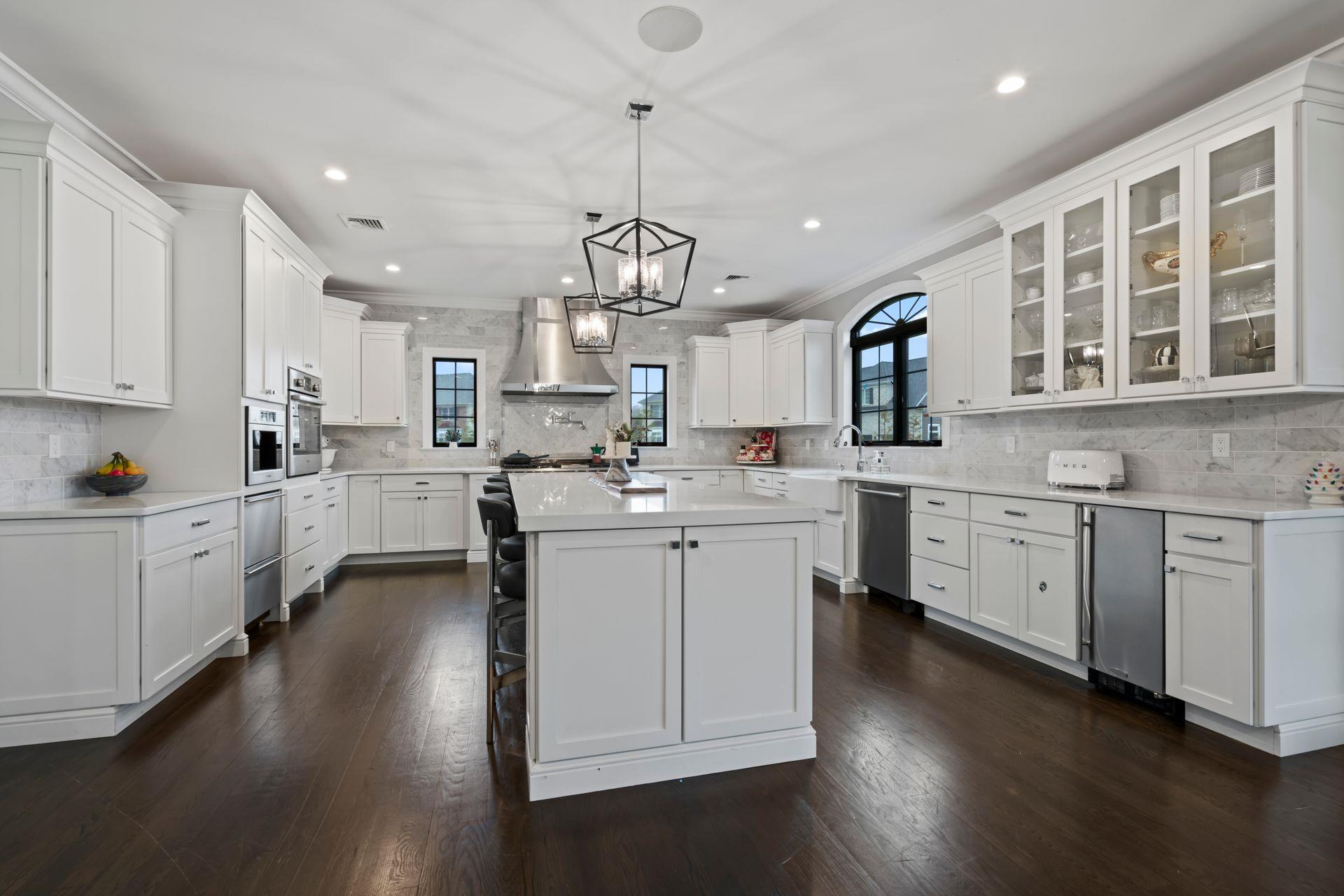 15 Fox Run, East Islip, NY 11730