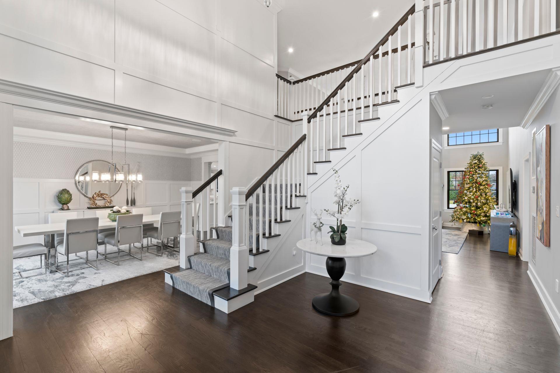 15 Fox Run, East Islip, NY 11730