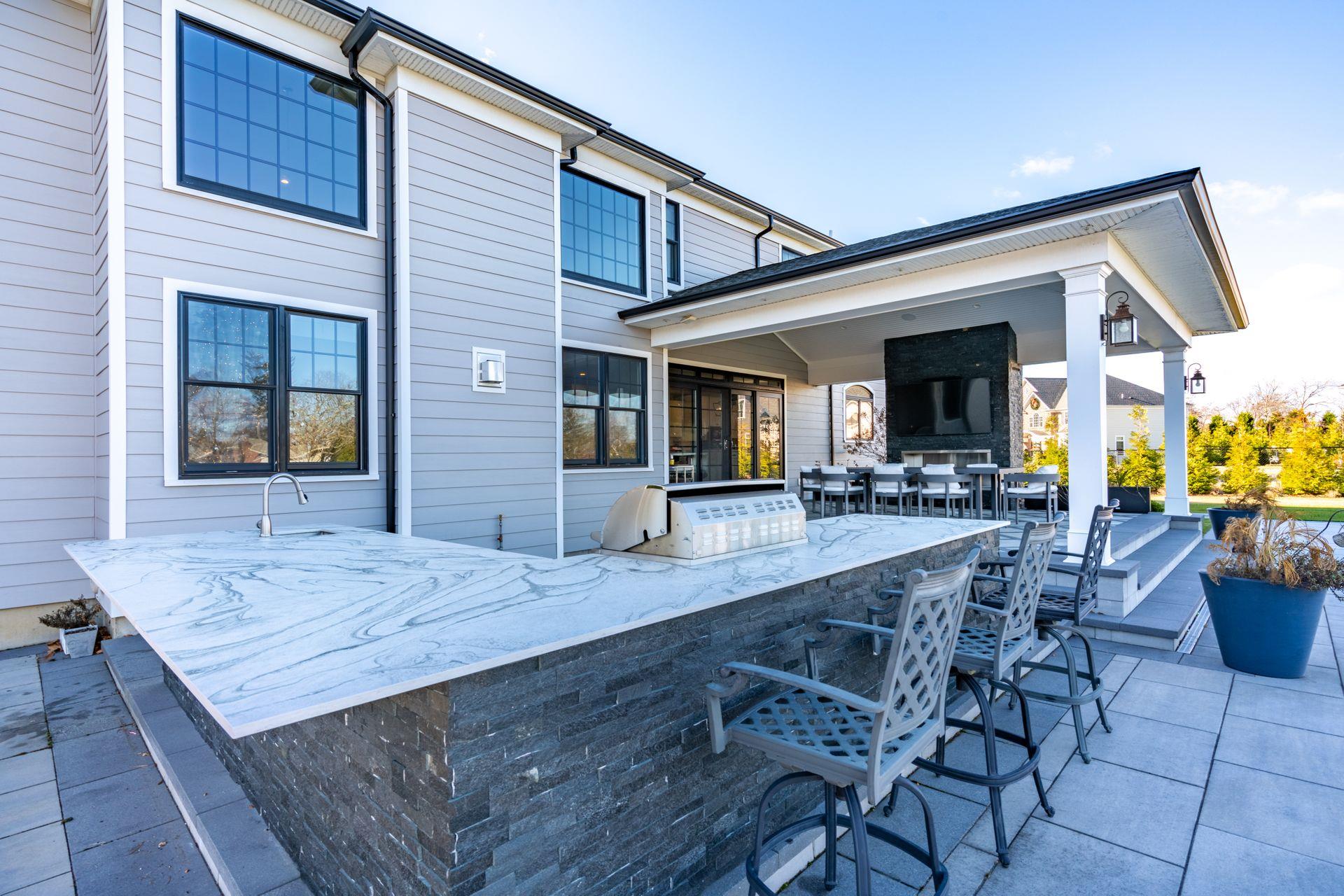 15 Fox Run, East Islip, NY 11730