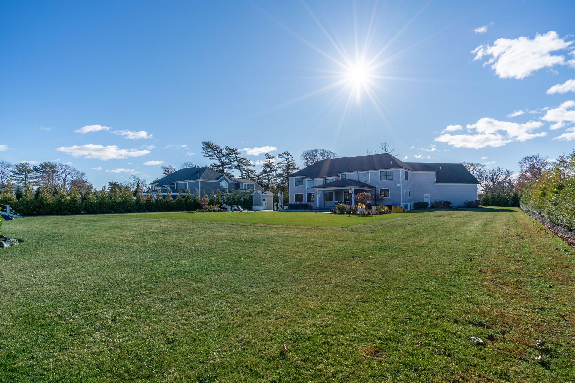 15 Fox Run, East Islip, NY 11730