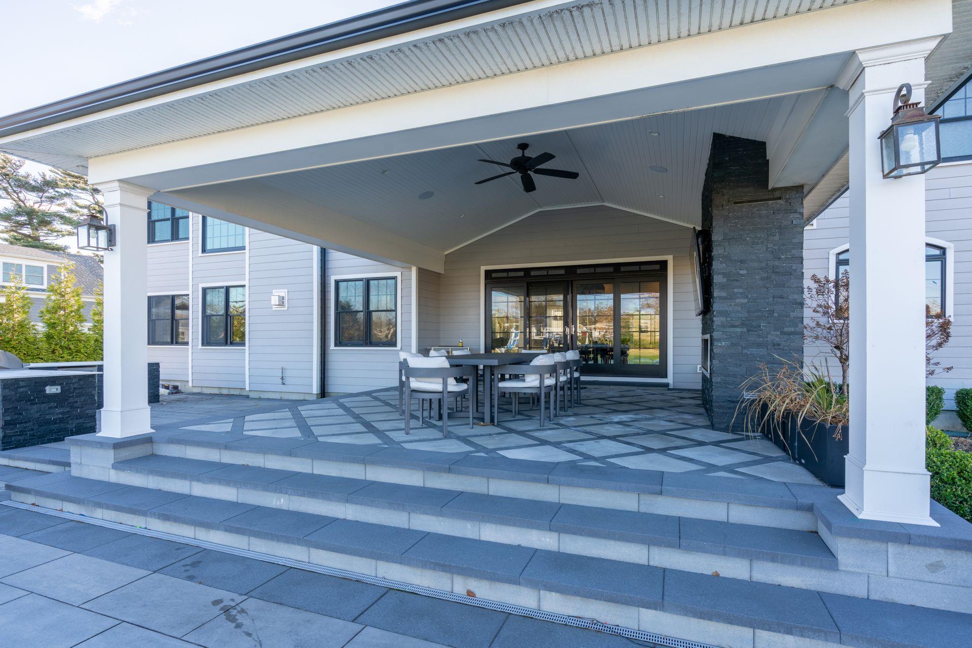 15 Fox Run, East Islip, NY 11730