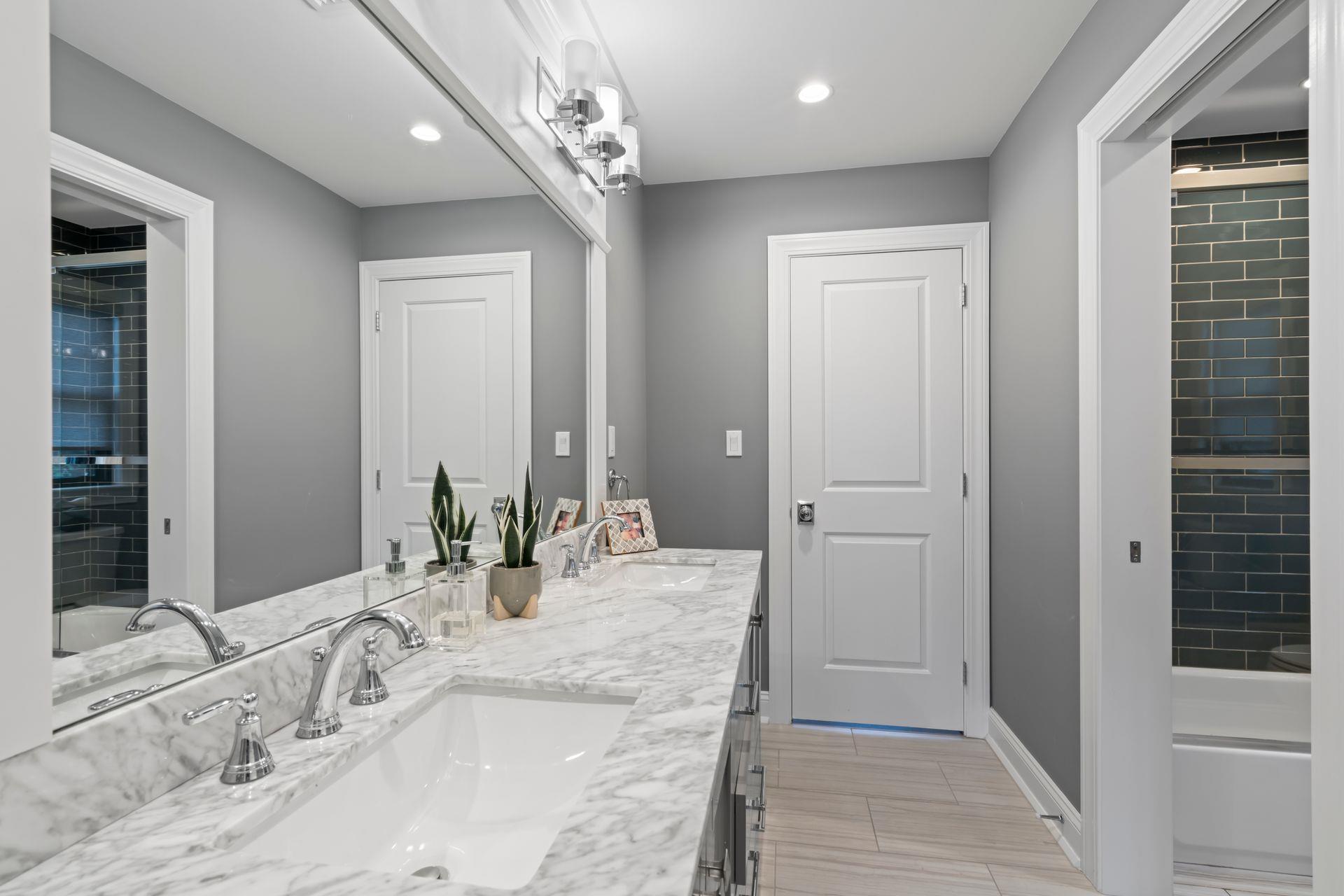 15 Fox Run, East Islip, NY 11730