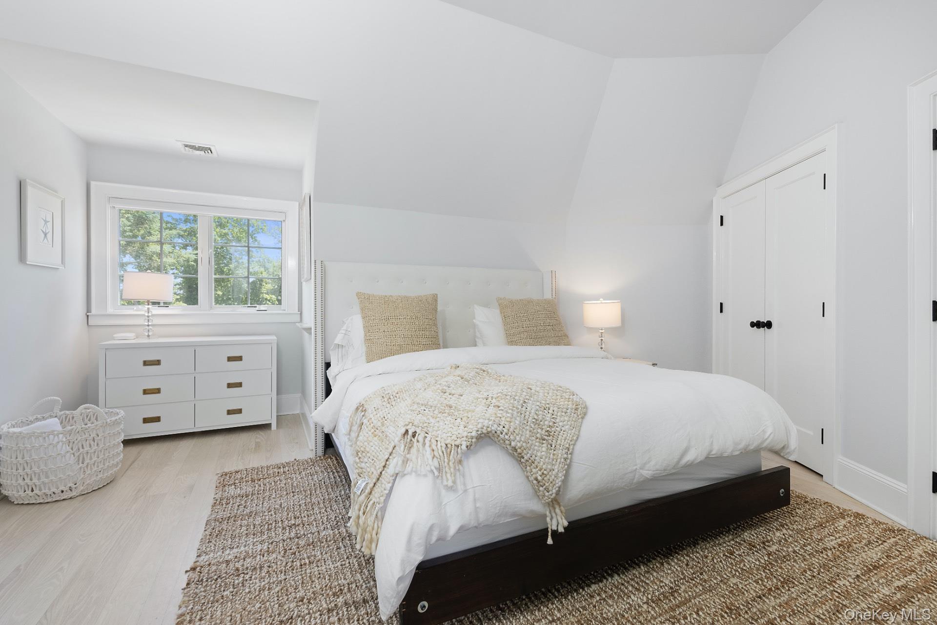 3 Kellis Way, Bridgehampton, NY 11932