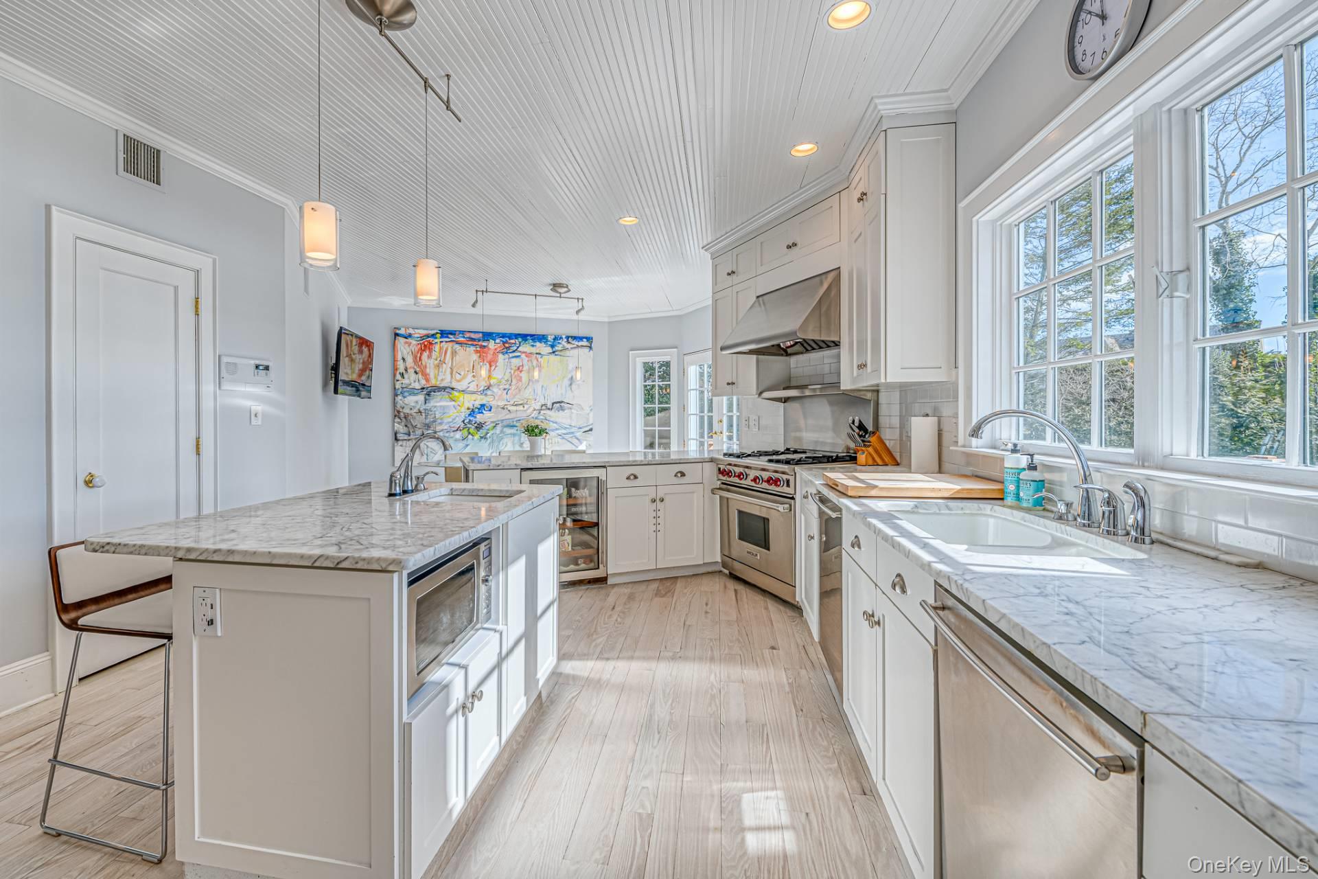 3 Kellis Way, Bridgehampton, NY 11932