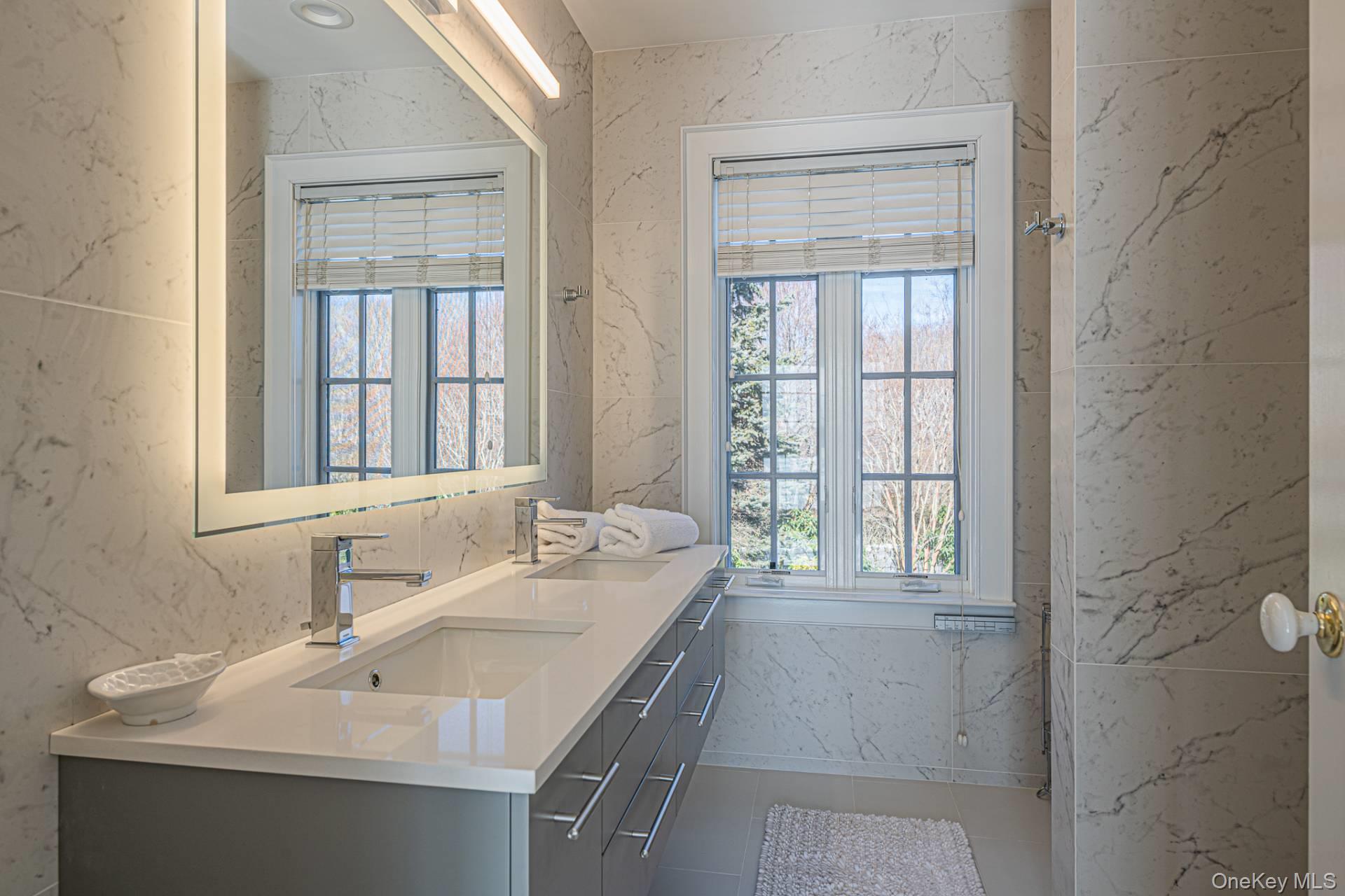 3 Kellis Way, Bridgehampton, NY 11932