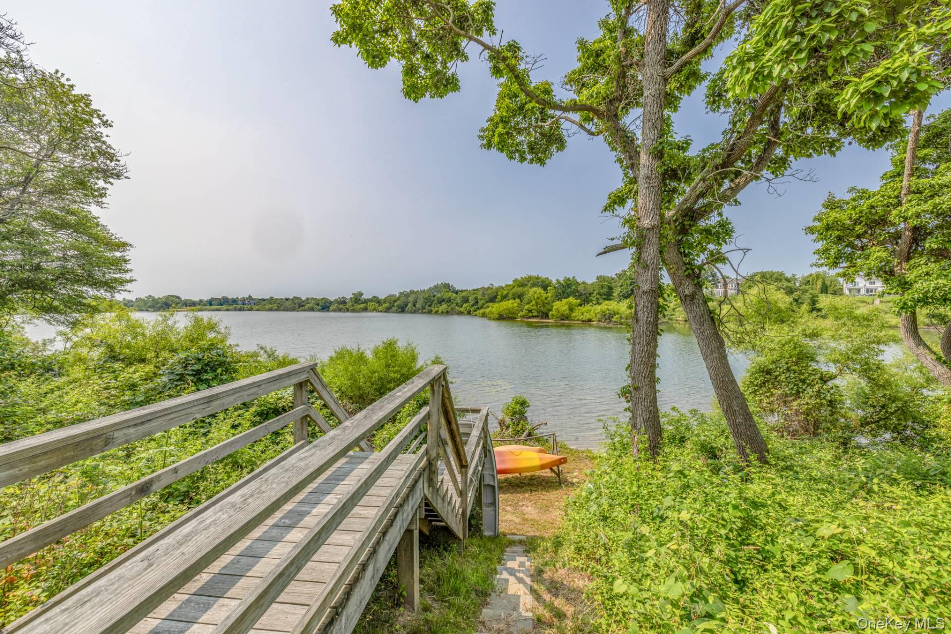 3 Kellis Way, Bridgehampton, NY 11932