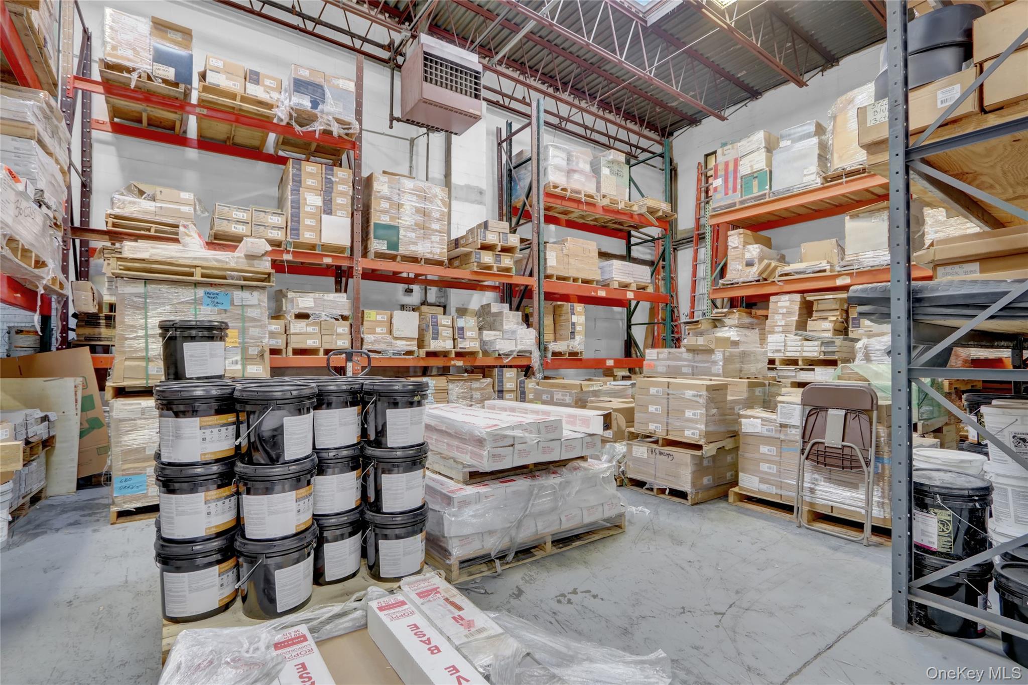 665 Commercial Avenue, Garden City, NY 11530