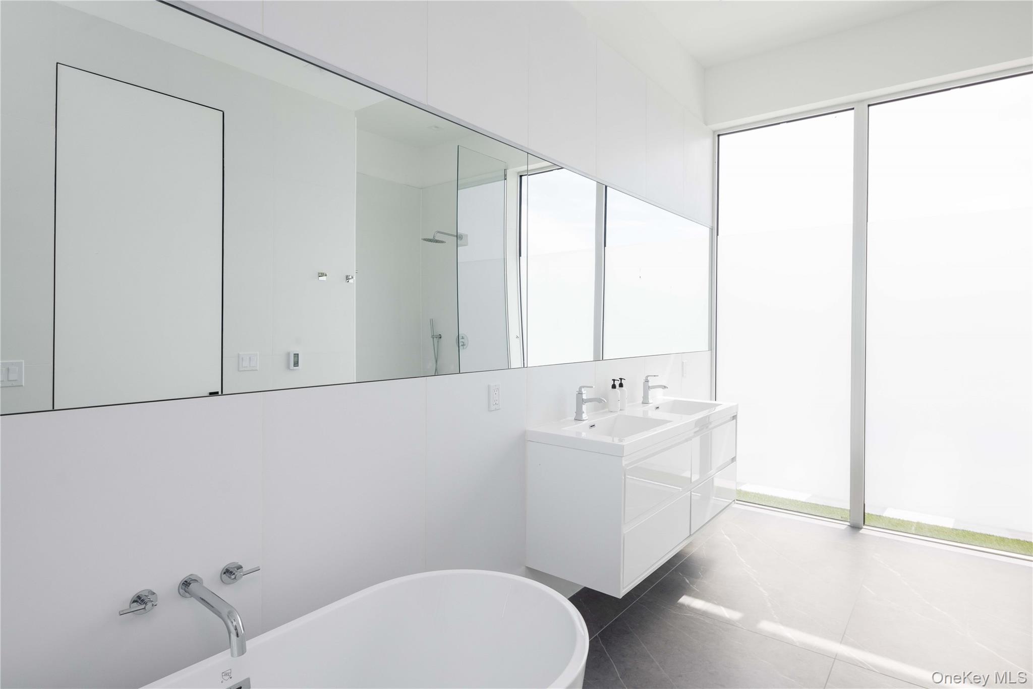 15105 Oregon, Cutchogue, NY 11935