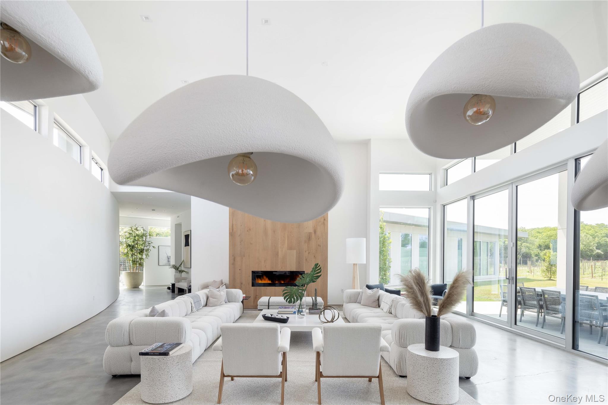 15105 Oregon, Cutchogue, NY 11935