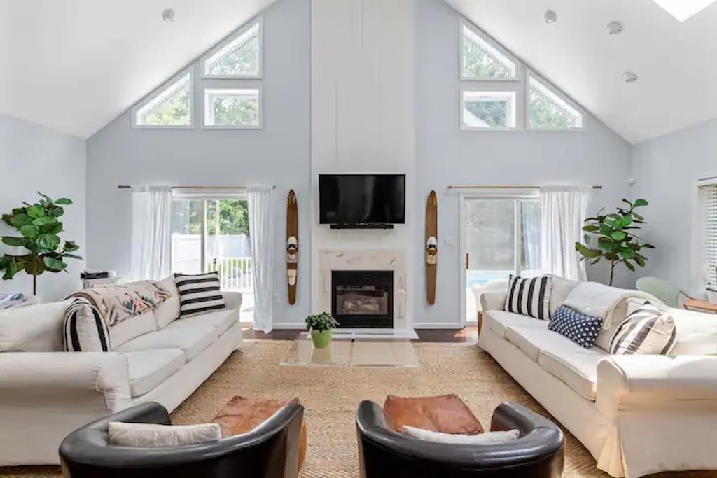 12 Lafayette Place, East Hampton, NY 11937