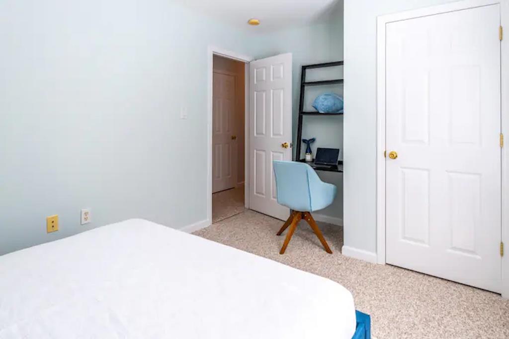 12 Lafayette Place, East Hampton, NY 11937