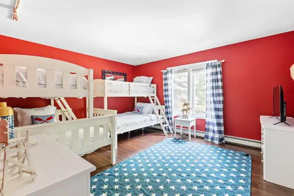 12 Lafayette Place, East Hampton, NY 11937