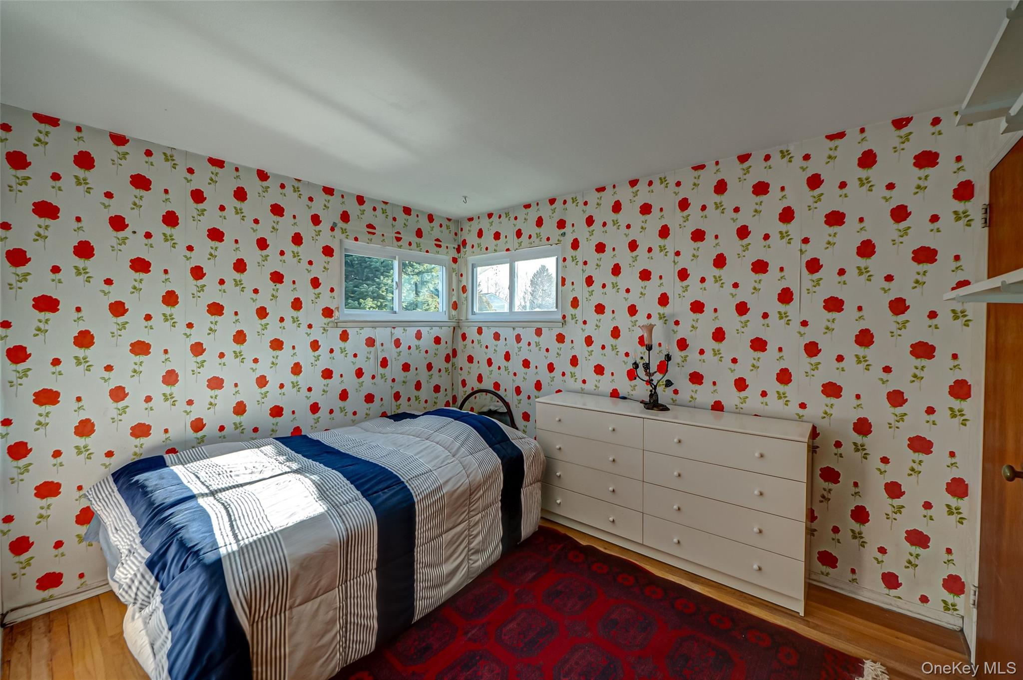 305 West 20th Street, Deer Park, NY 11729