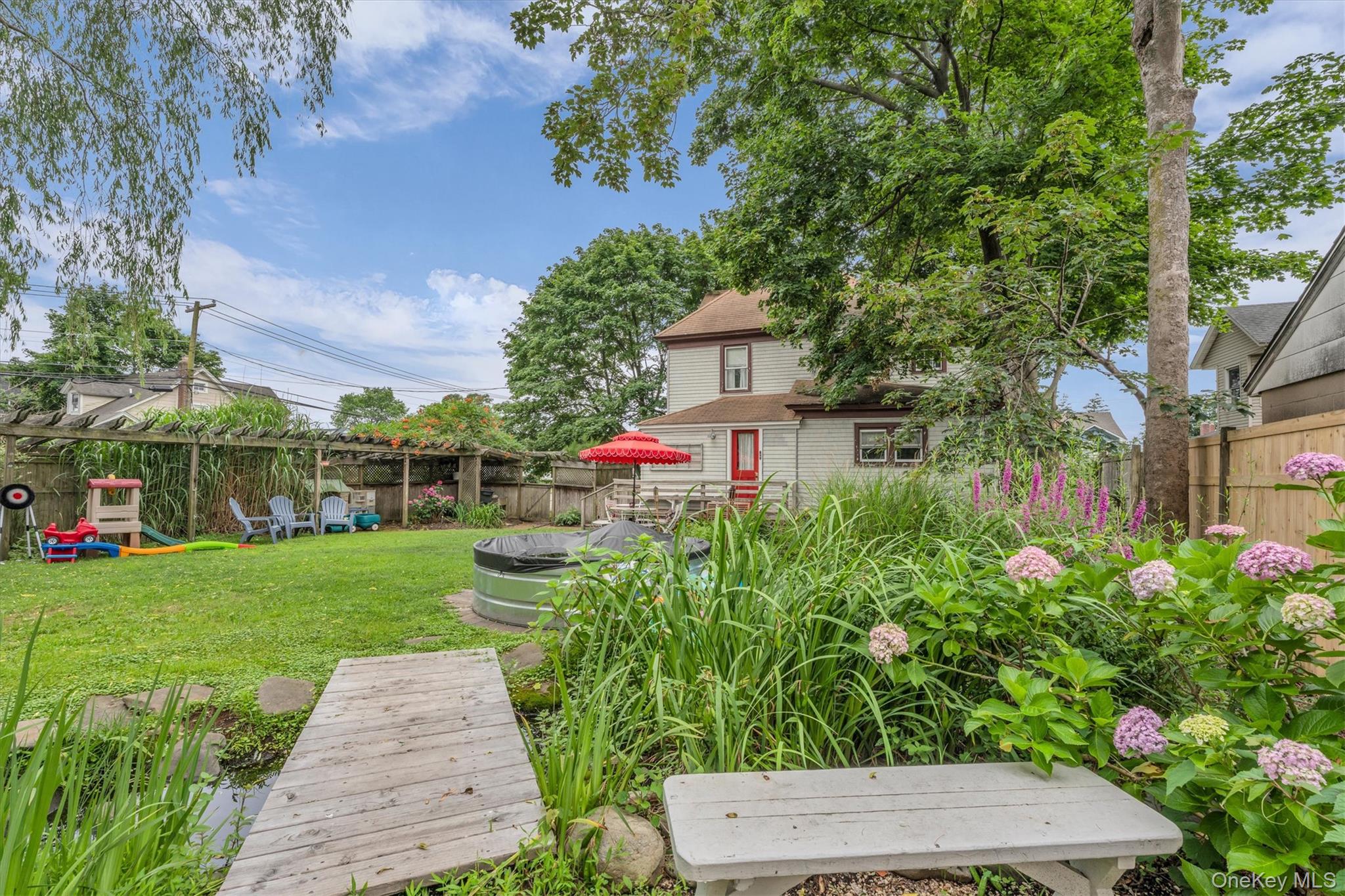 89 Cedar Avenue, Patchogue, NY 11772