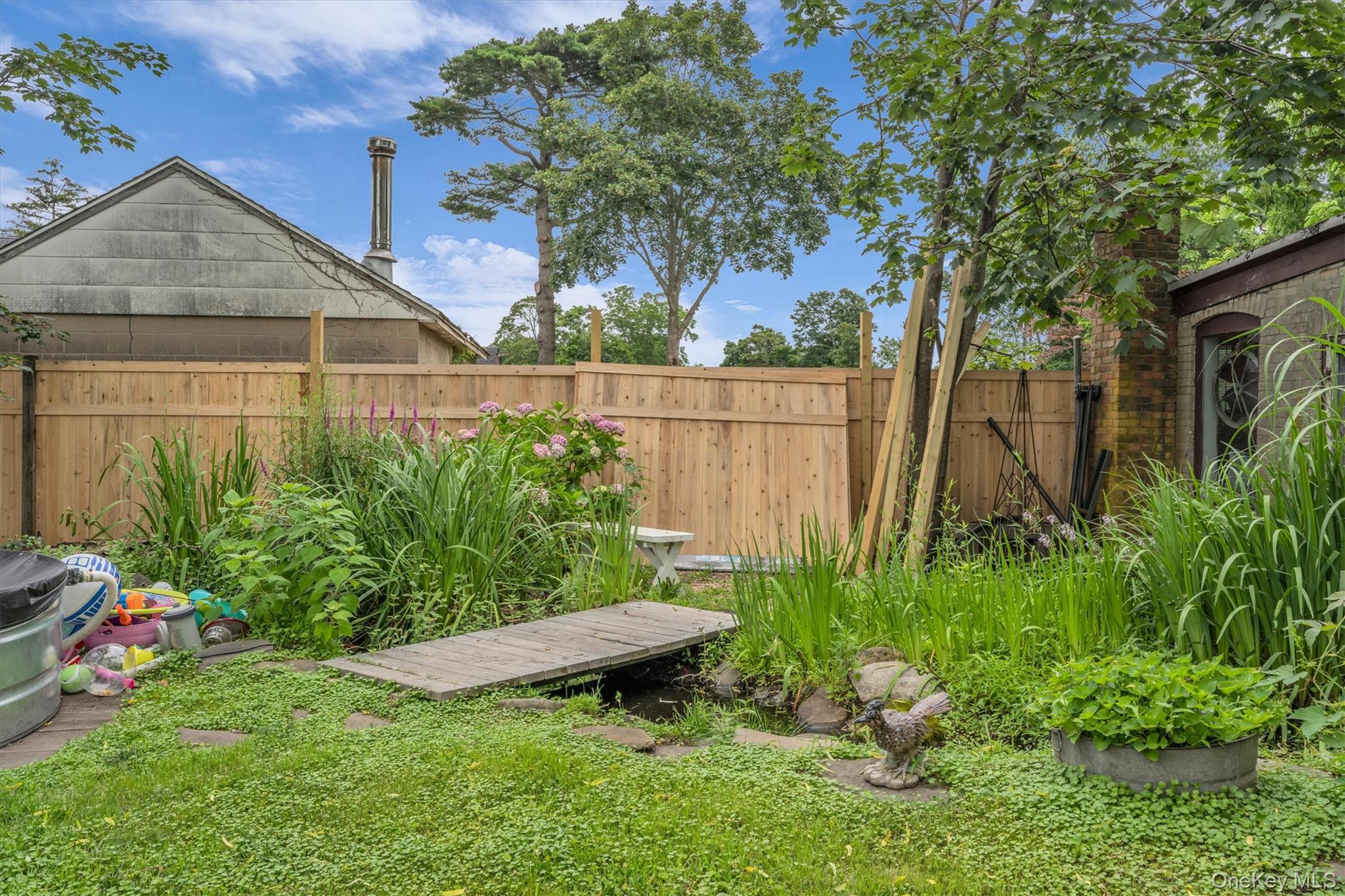 89 Cedar Avenue, Patchogue, NY 11772