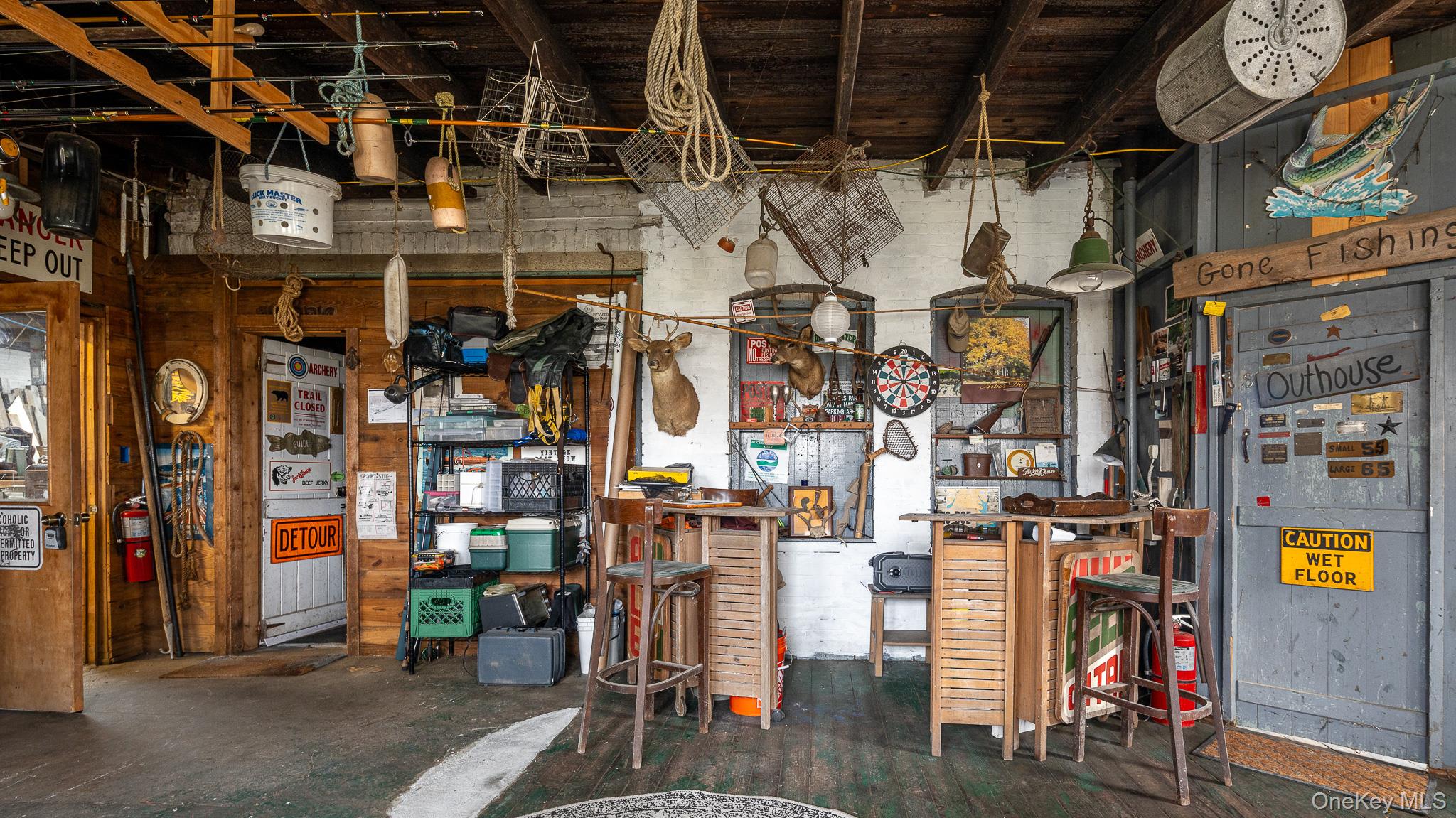 89 Cedar Avenue, Patchogue, NY 11772