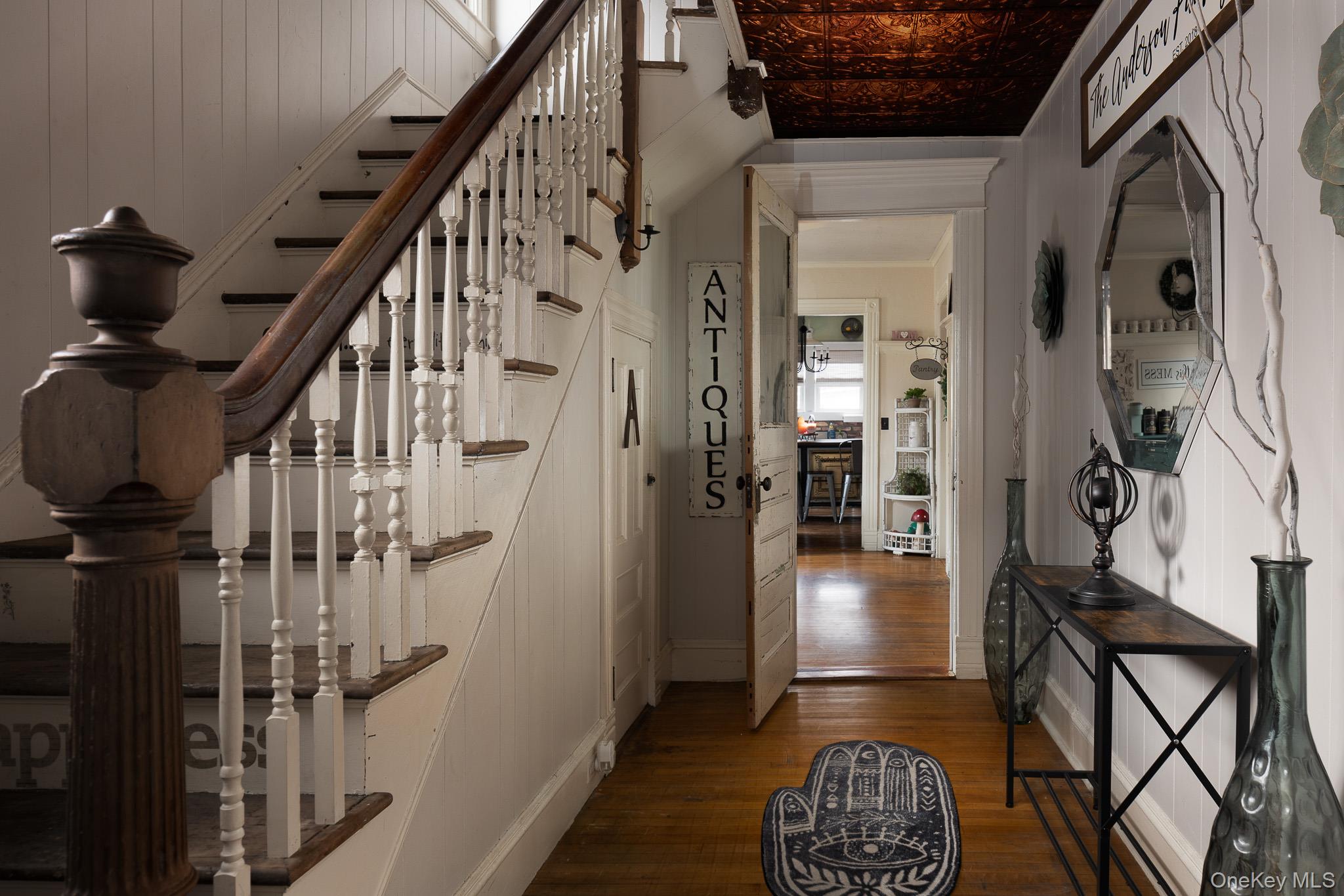 89 Cedar Avenue, Patchogue, NY 11772