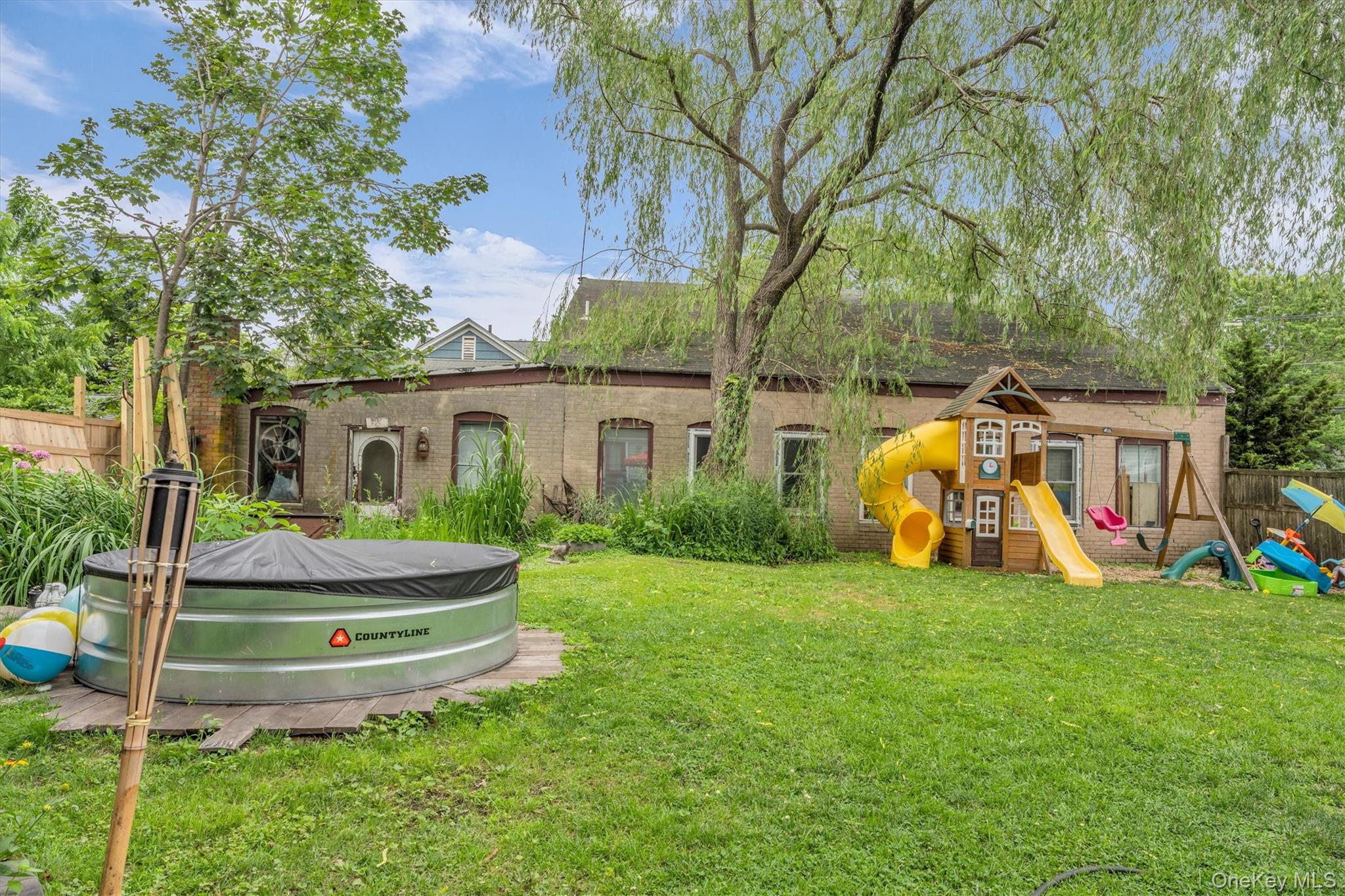 89 Cedar Avenue, Patchogue, NY 11772