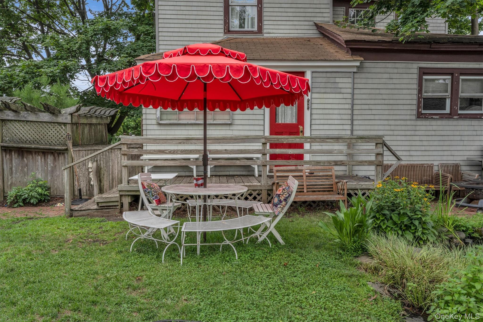 89 Cedar Avenue, Patchogue, NY 11772