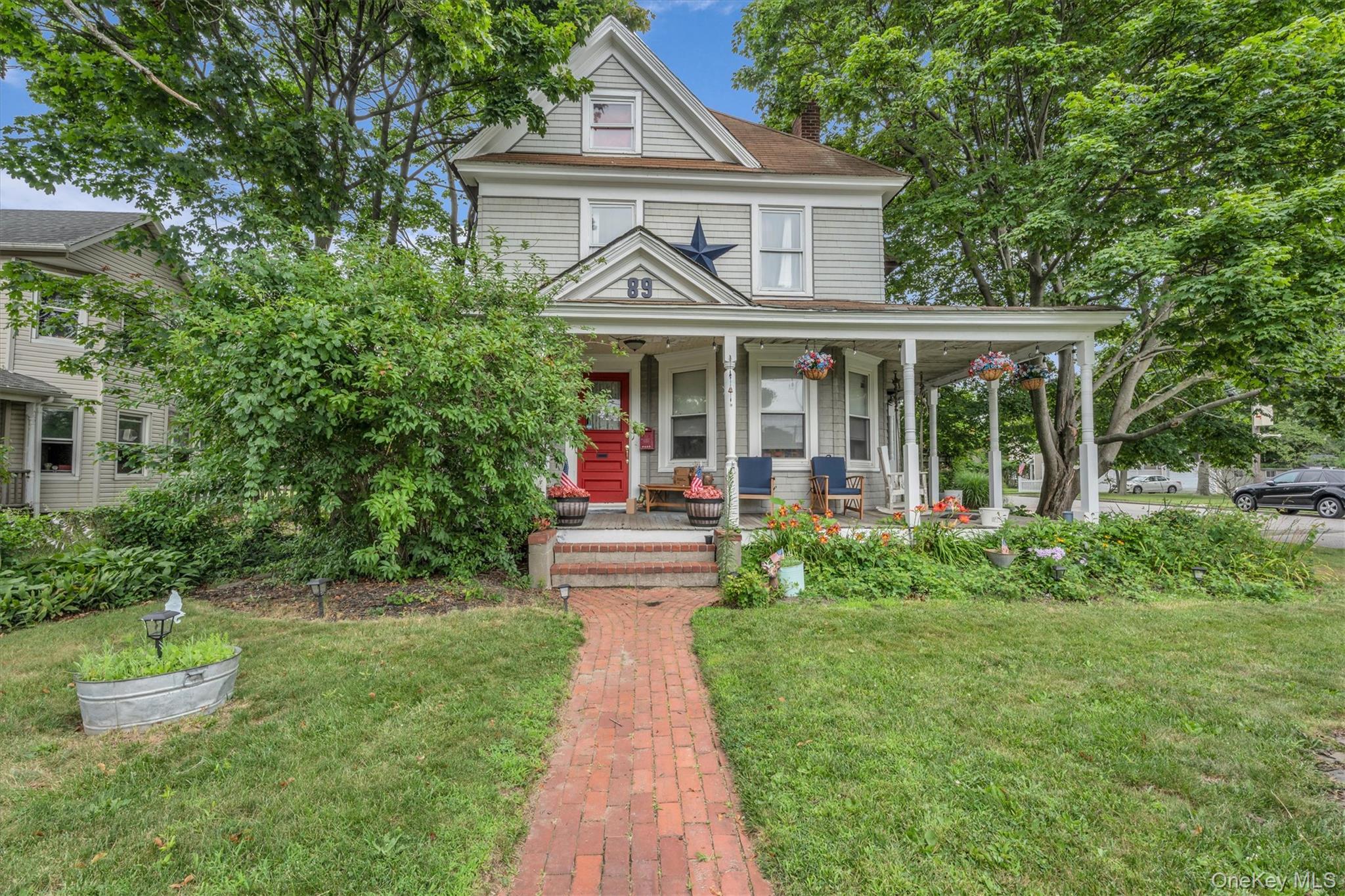 89 Cedar Avenue, Patchogue, NY 11772