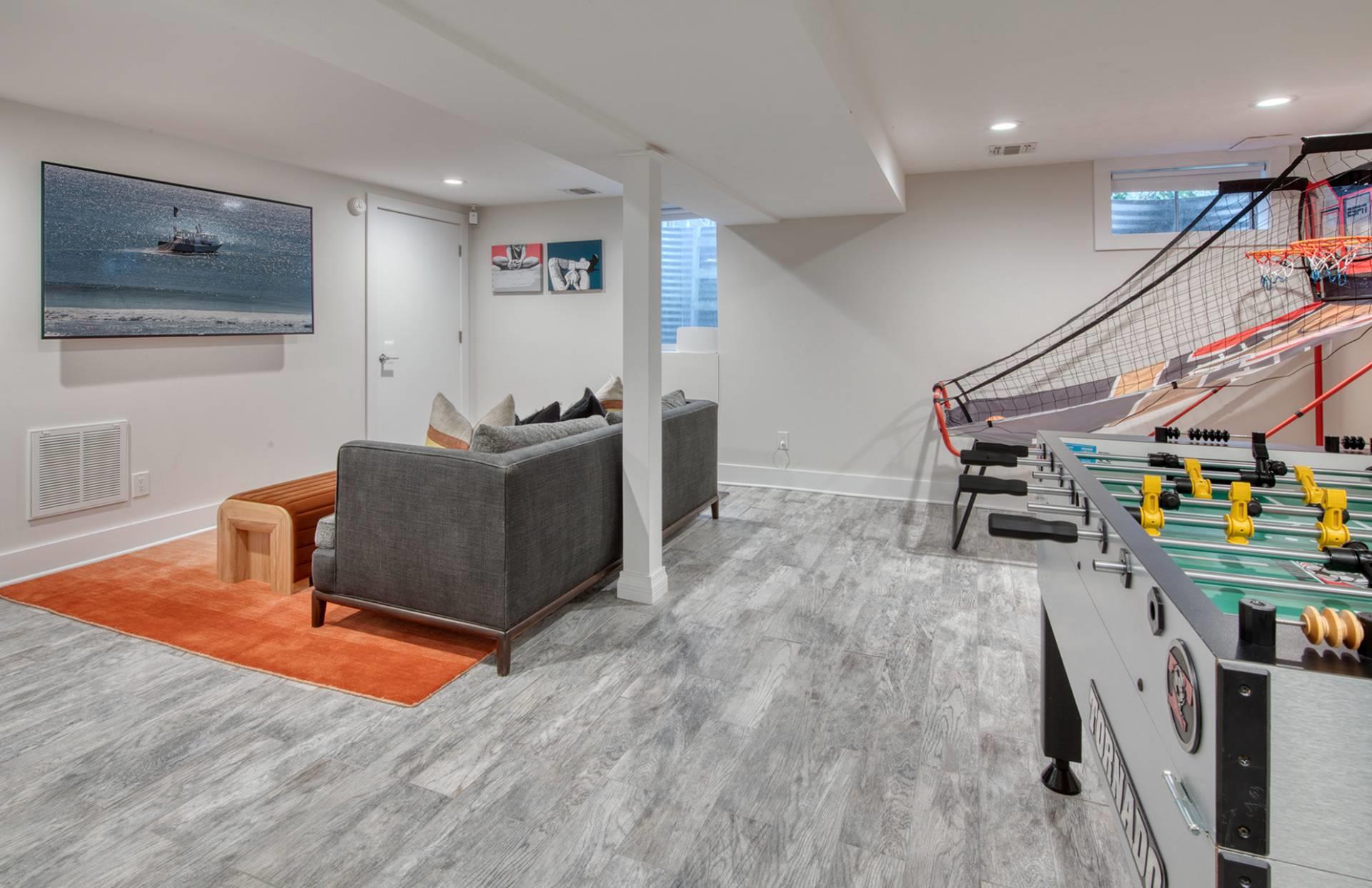 43 Scrimshaw Drive, Southampton, NY 11968